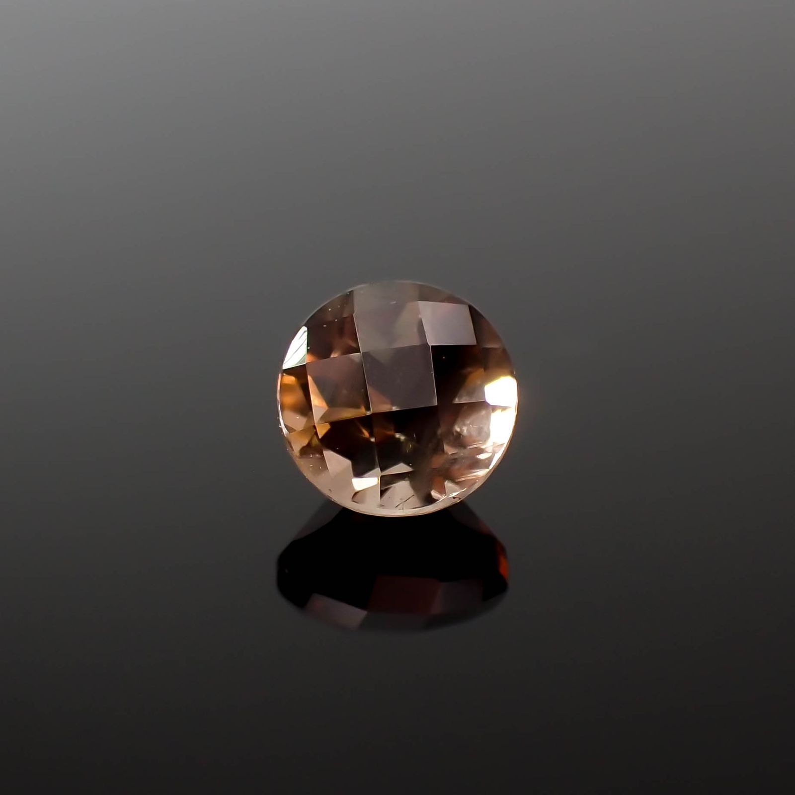 ◇チェッカーカット◇アンダリュサイト スリランカ/マダガスカル産 0.64ct[240226134]5.1x5.1mm前後