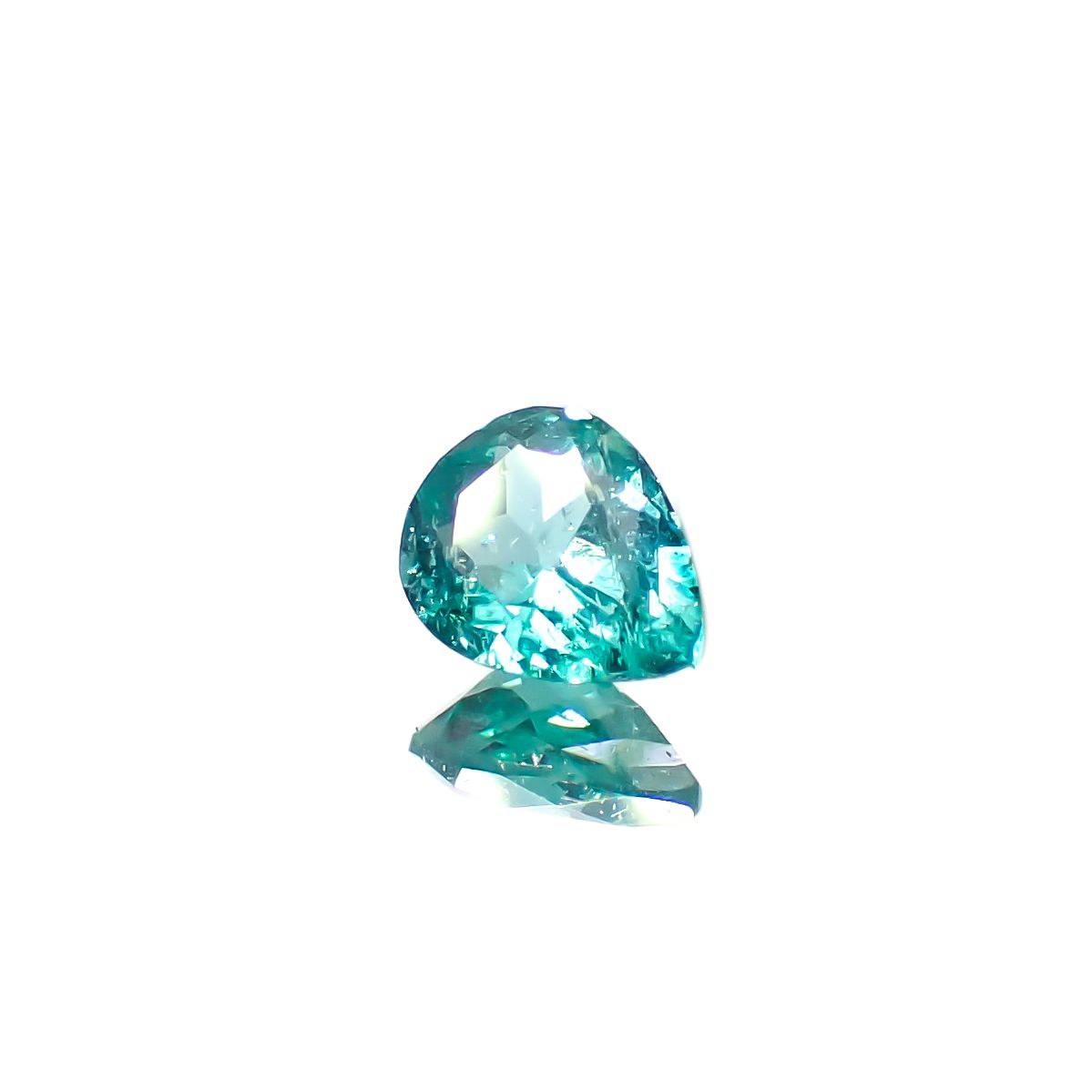 パライバトルマリン(宝石名トルマリン/別名パライバ・トルマリン)ブラジル・パライバ州バターリャ鉱山産 0.268ct ソ付(宝貴協)[240928742]4.9x3.98mm前後