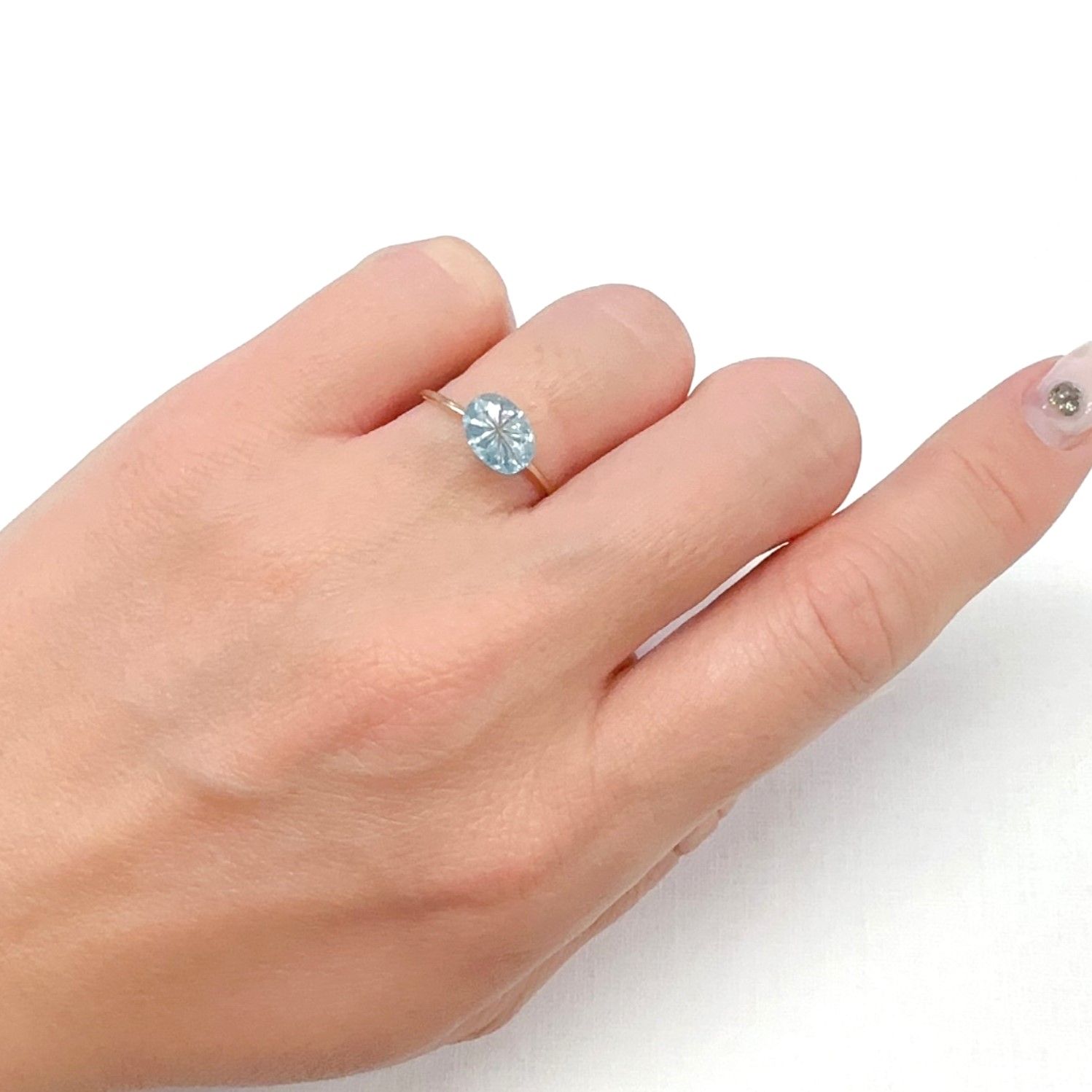 ◇甲州貴石切子Plus Three◇ブルージルコン カード付き カンボジア産 1.58ct[231225070]8.2x6.1mm前後