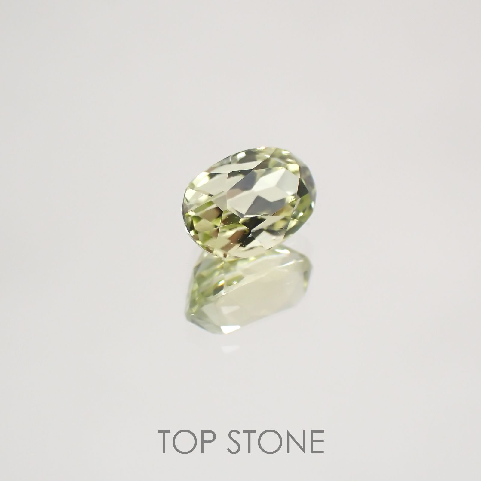 シリマナイト(宝石名シリマナイト) インド産 0.72ct 識別済[210810680]6.2×4.2mm前後