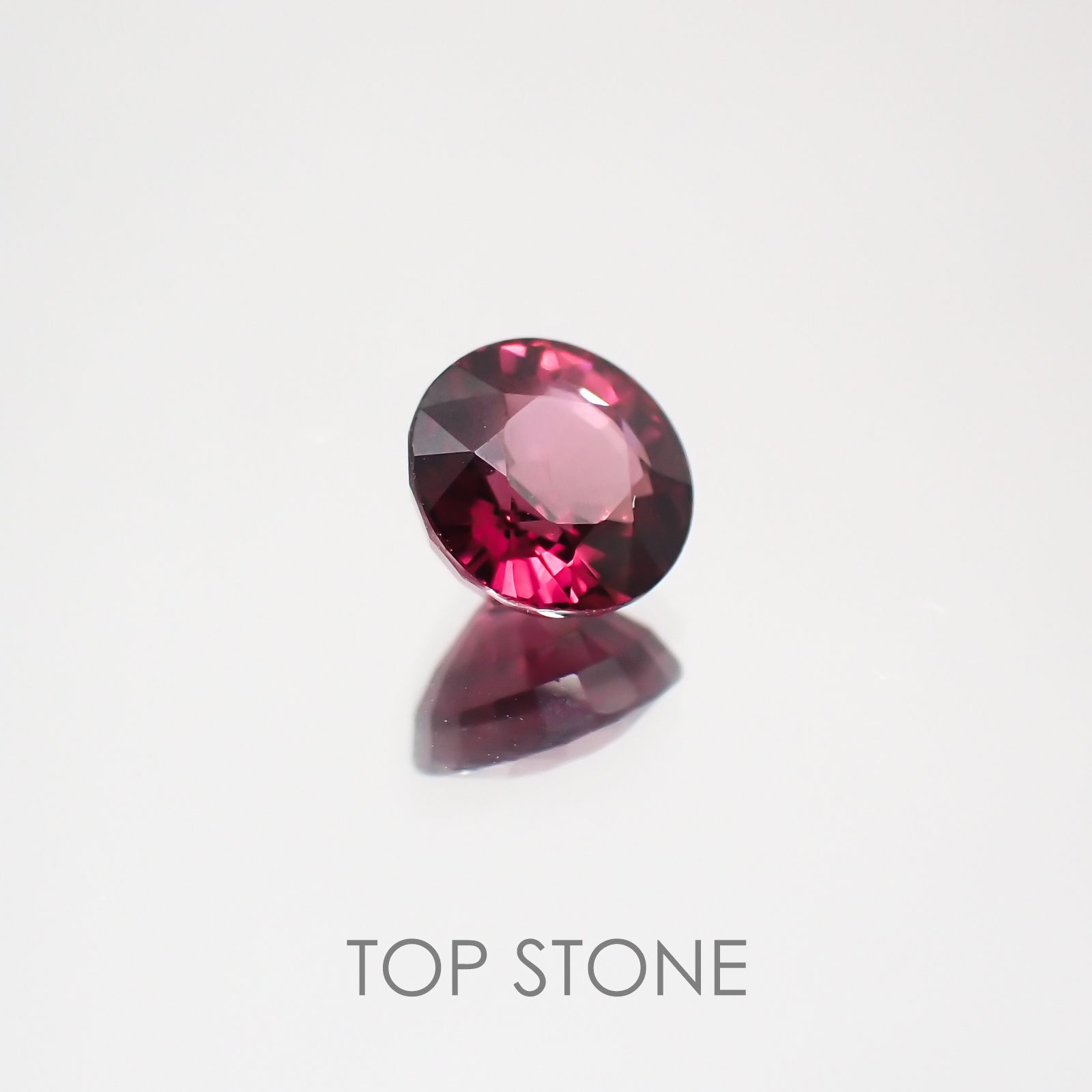 ロードライトガーネット ブラジル産 ルース 0.94ct[21019671]5.6×5.6mm前後