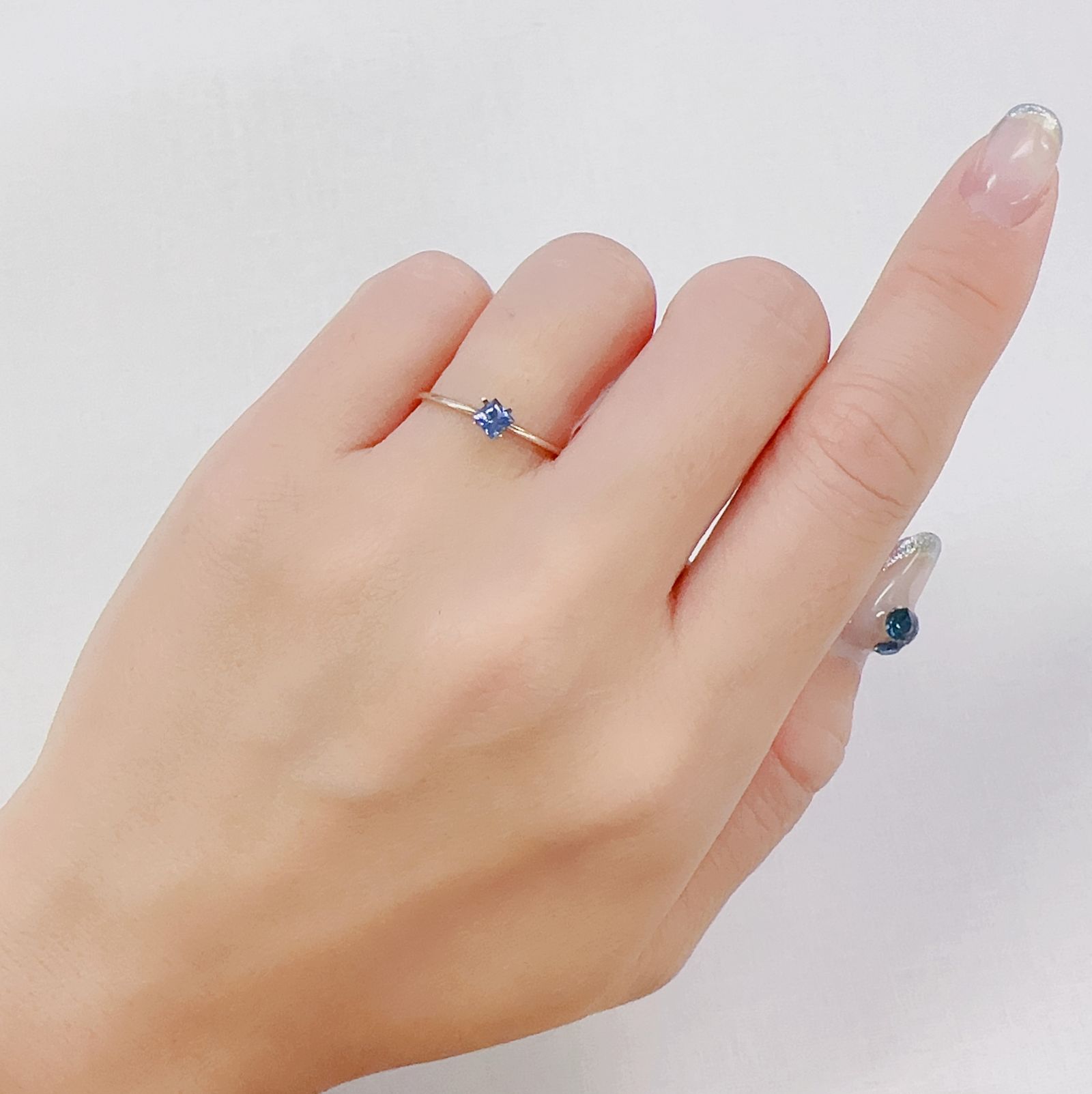 ◇プリンセスカット◇サファイア(宝石名サファイア)スリランカ産 0.23ct 識別済[230622455]3.1x3.1mm前後