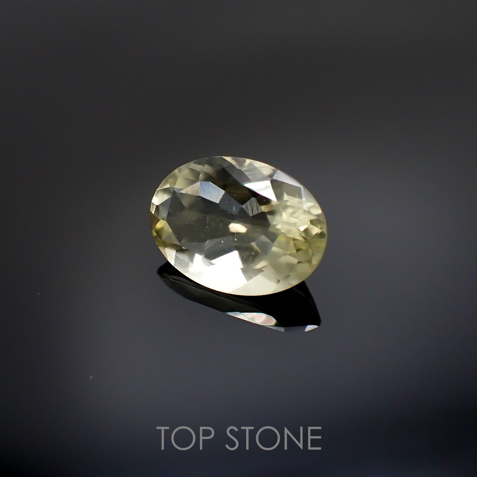 リビアングラス(宝石名インパクトガラス(衝撃溶融ガラス))エジプト・リビア砂漠産 4.23ct 識別済[211213799]14.1x10.1mm前後