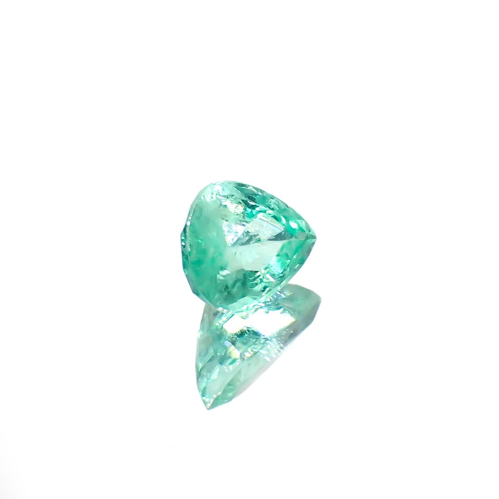 パステルカラーエメラルド コロンビア産 0.30ct [250817230]5.1x4mm前後