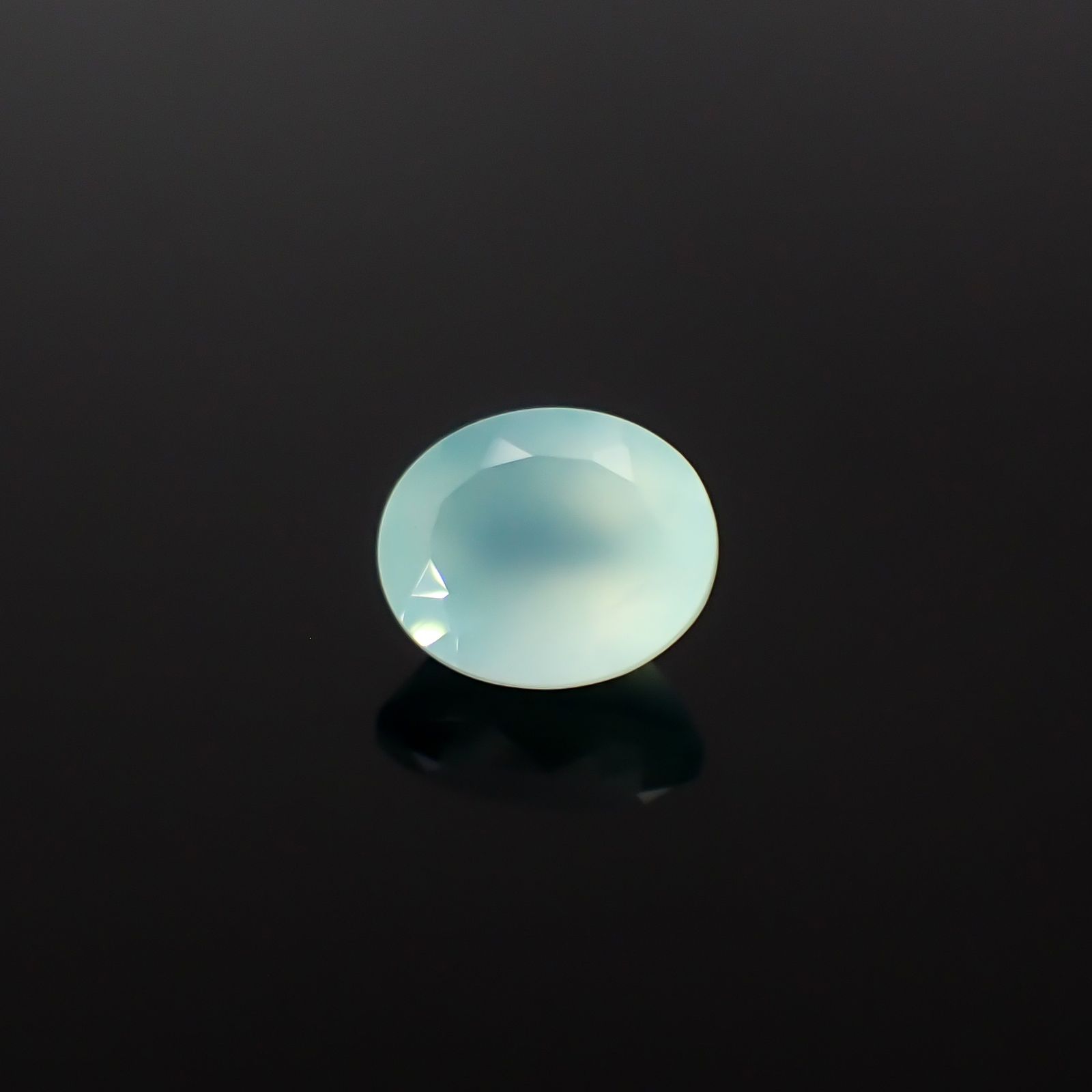 アクアプレーズ 南アフリカ産 4.92ct / 12.1x10mm前後 [260432012]