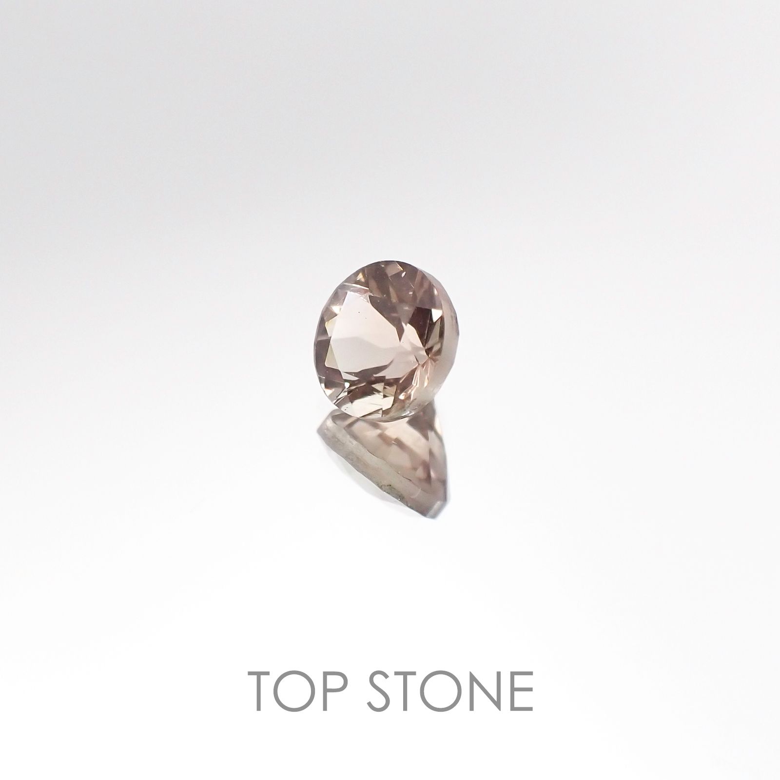バイカラーオレゴンサンストーン アメリカ産 ルース 0.52ct[20106505]5×5mm前後
