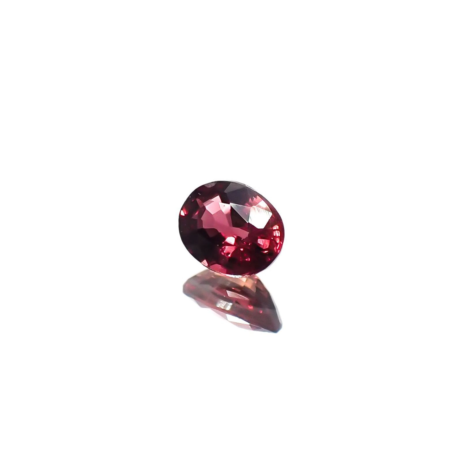 ルビー(宝石名ルビー)タンザニア産 0.23ct 識別済[240226106]4x3.1mm前後