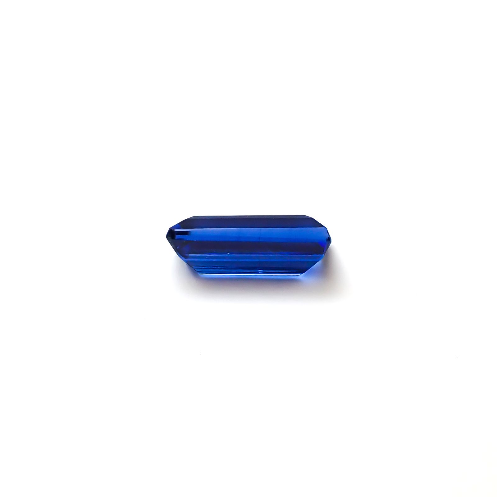 カイヤナイト ネパール産 2.14ct / 9.9x5.1mm前後 [260532277]