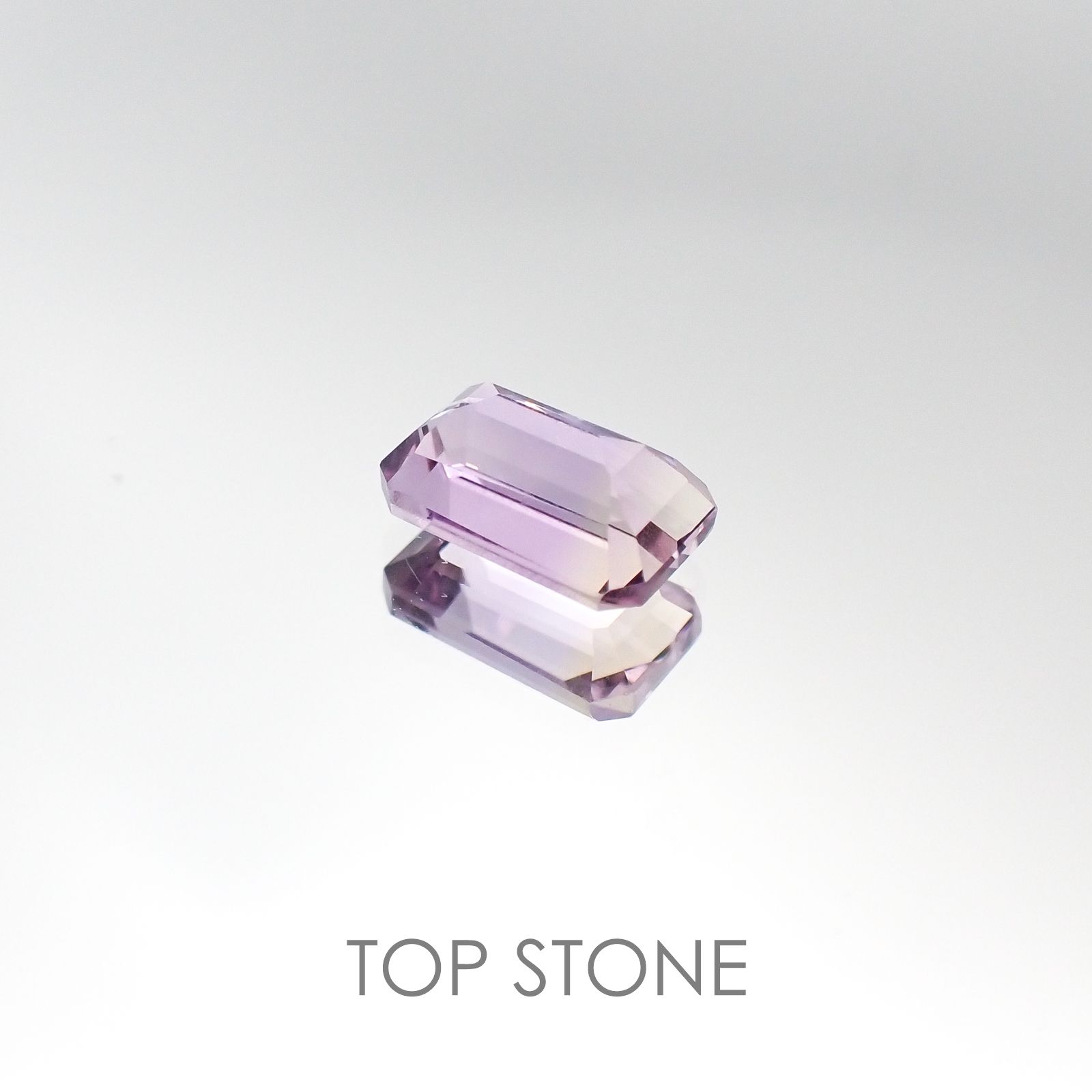 アメトリン(宝石名バイカラー・クォーツ/別名アメトリン) ボリビア産 1.09ct 識別済[20095355]7.8×4.8mm前後