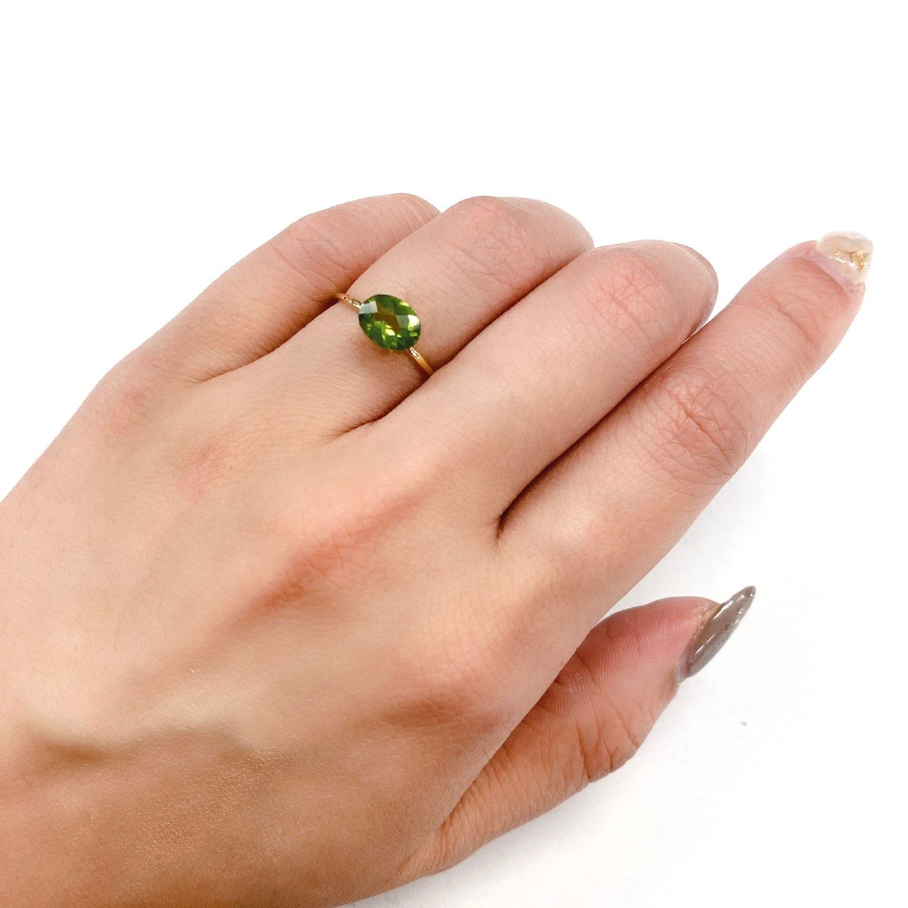 デマントイドガーネット ナミビア産 ルース 0.19ct[21059887]4.1×2.9mm前後