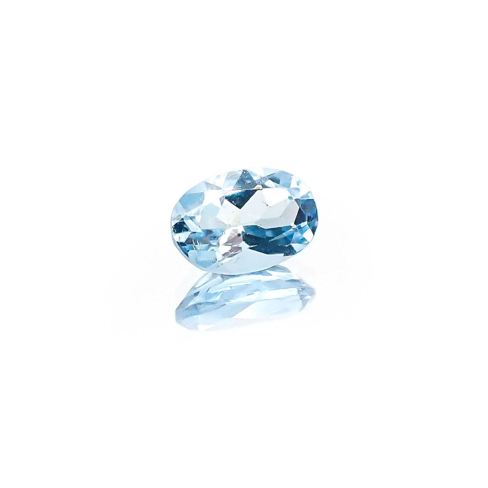 アクアマリン サンタマリアカラー(宝石名アクアマリン)モザンビーク産 識別済 0.45ct / 6.1x4.2mm前後 [2630622262]