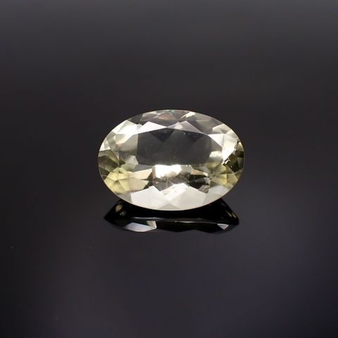 リビアングラス(宝石名インパクトガラス(衝撃溶融ガラス))発見地：エジプト・リビア砂漠 4.01ct 識別済[211213801]14.1x10mm前後