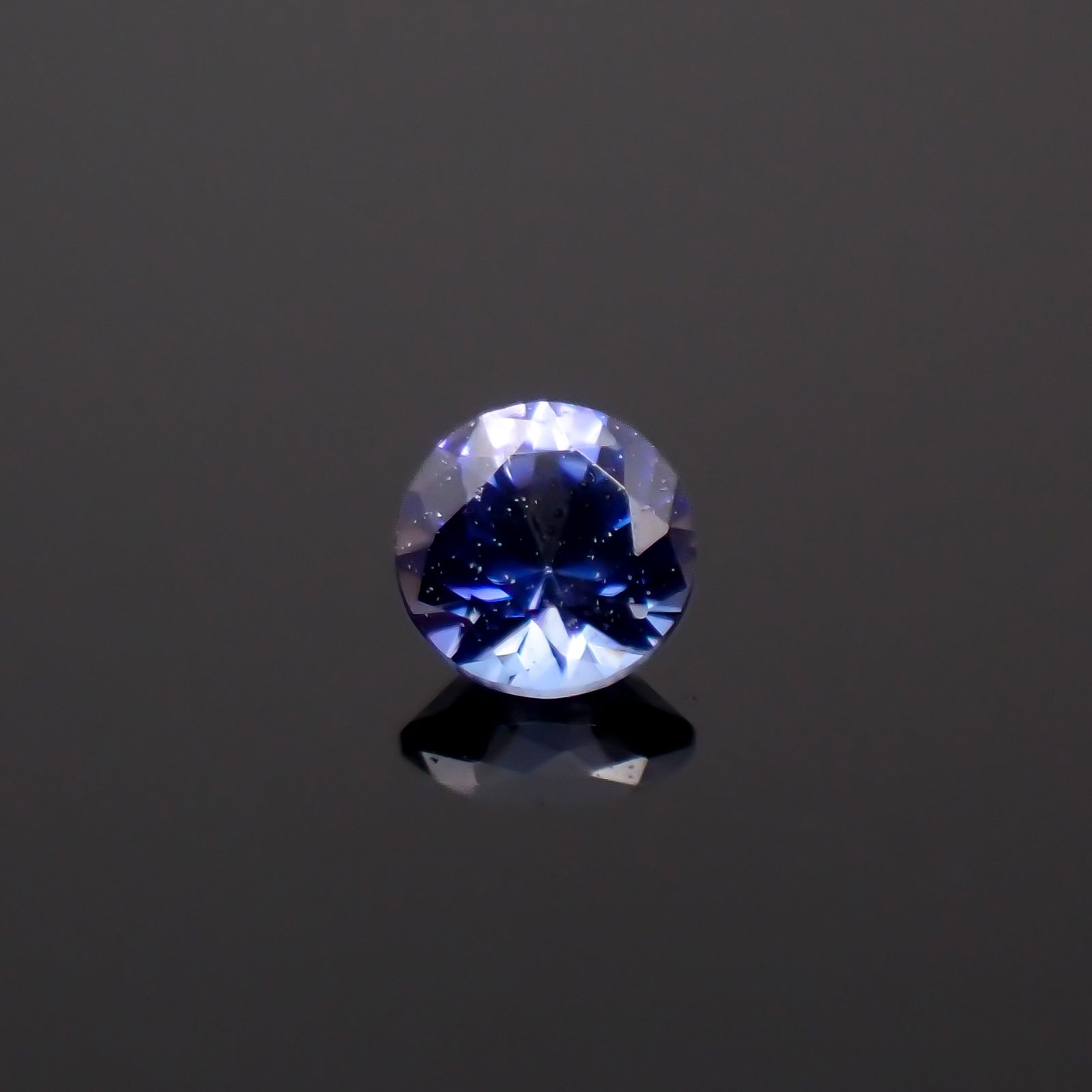 ベニトアイト アメリカ・カリフォルニア州産 0.053ct[230823211]2.2x2.2mm前後