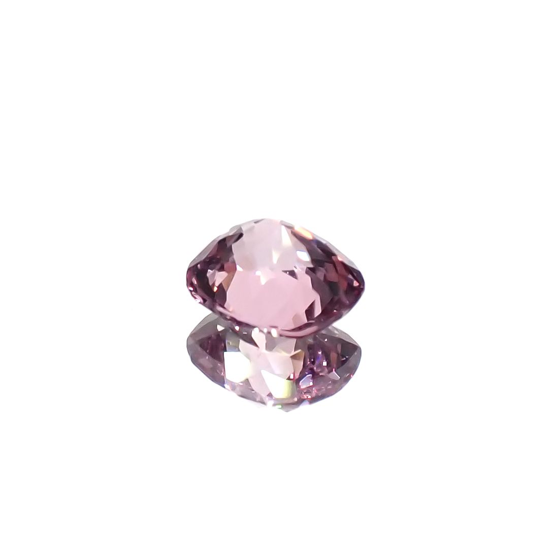 ドラゴンガーネット タンザニア産 0.87ct[240326658]5.9x5.1mm前後