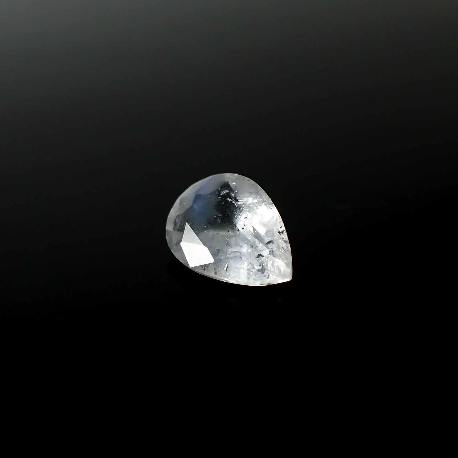 デュモルチェライトインクォーツ ブラジル産 1.00ct[240125646]8.5x6mm前後