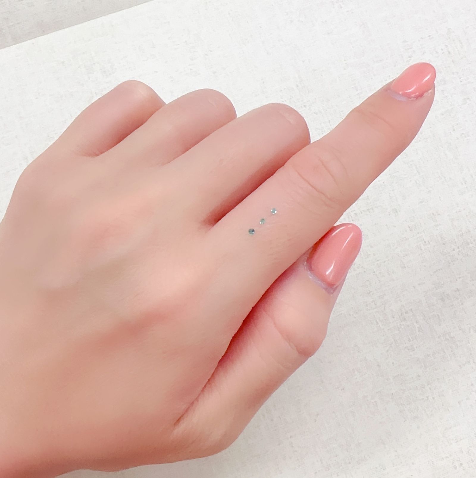パライバトルマリン カラーグラデーション3pcsセット ブラジル産 0.042ct(3pcs合計)[230220495]1.3-1.5x1.3-1.5mm前後