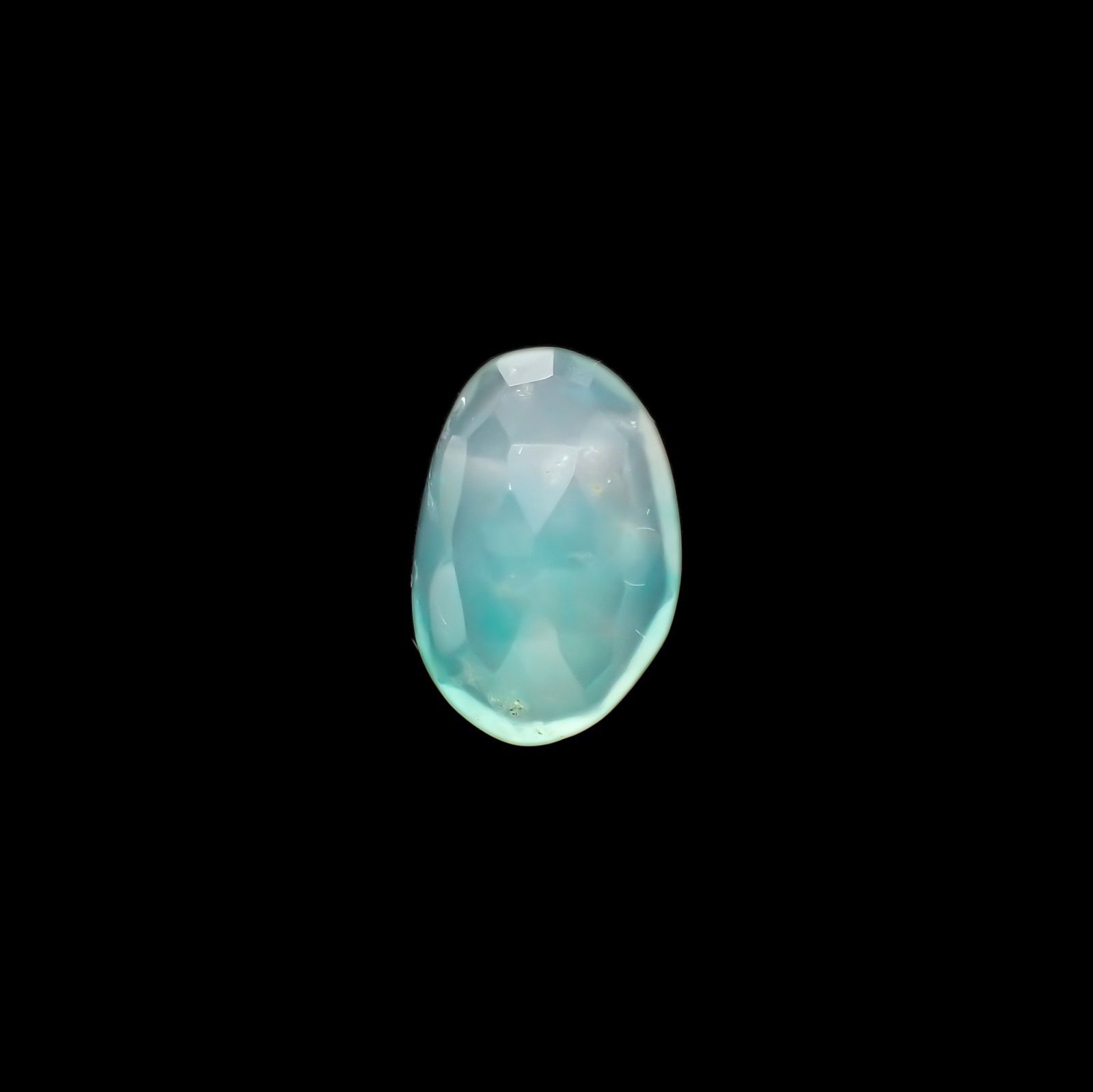 ◇フリーフォーム・ローズカット◇アクアプレーズ(宝石名ブルー グリーン・カルセドニー)南アフリカ産 4.23ct 識別済[230421889]14.1x9.5mm前後