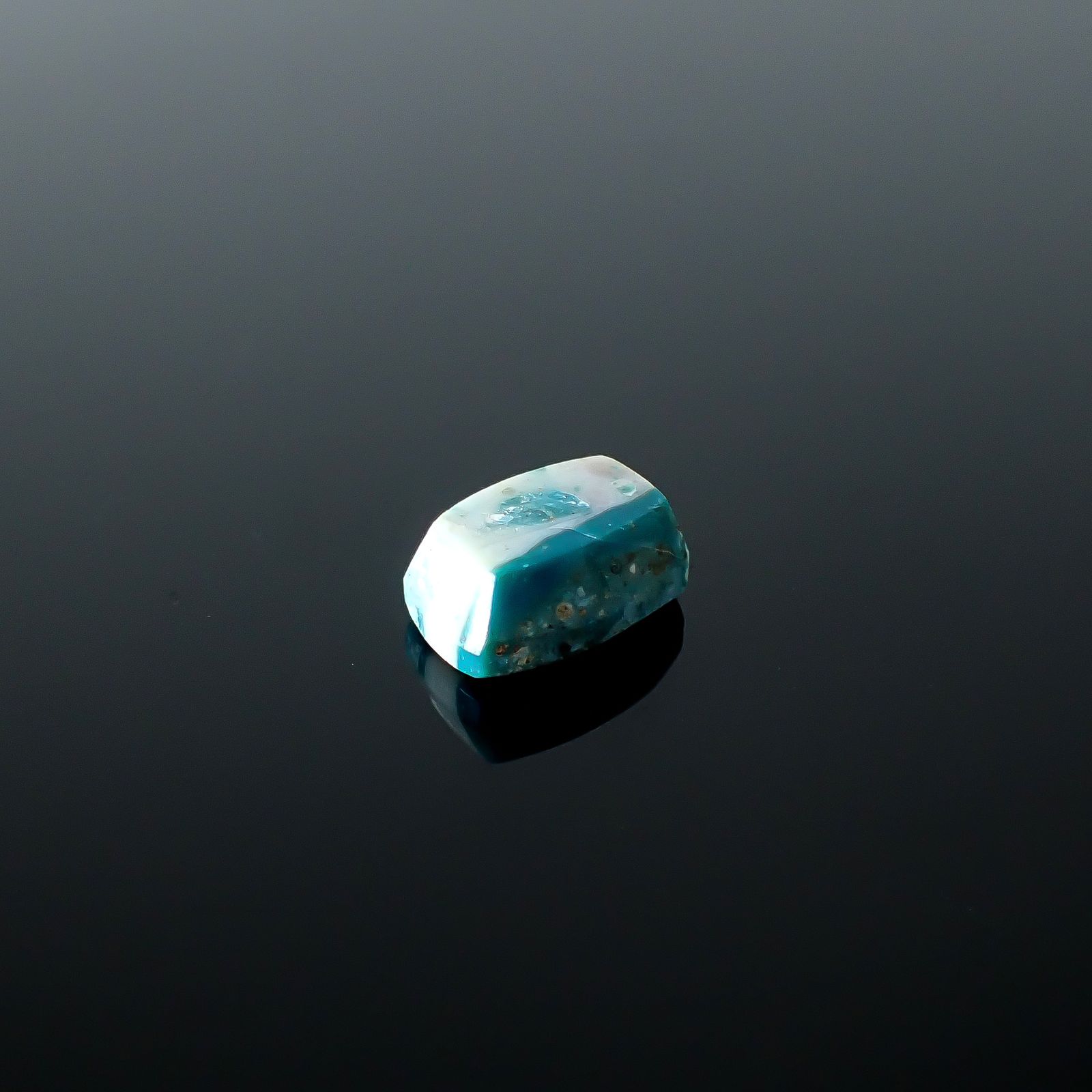 ブルーオパール ペルー産 2.04ct [250730733]9.7x6.6mm前後