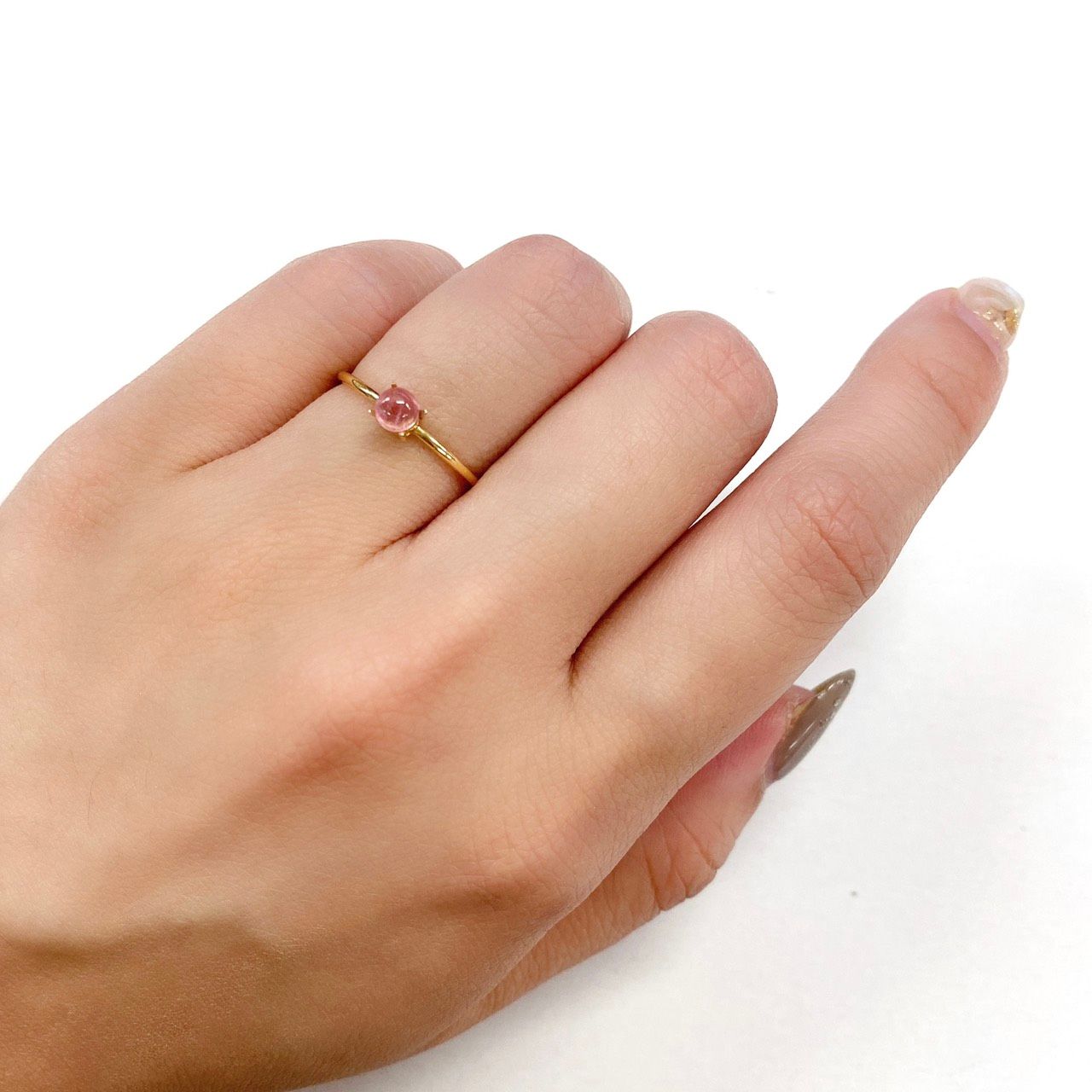 ペツォッタイト(ラズベリル) マダガスカル産 ルース 0.31ct[210510977]4×4mm前後