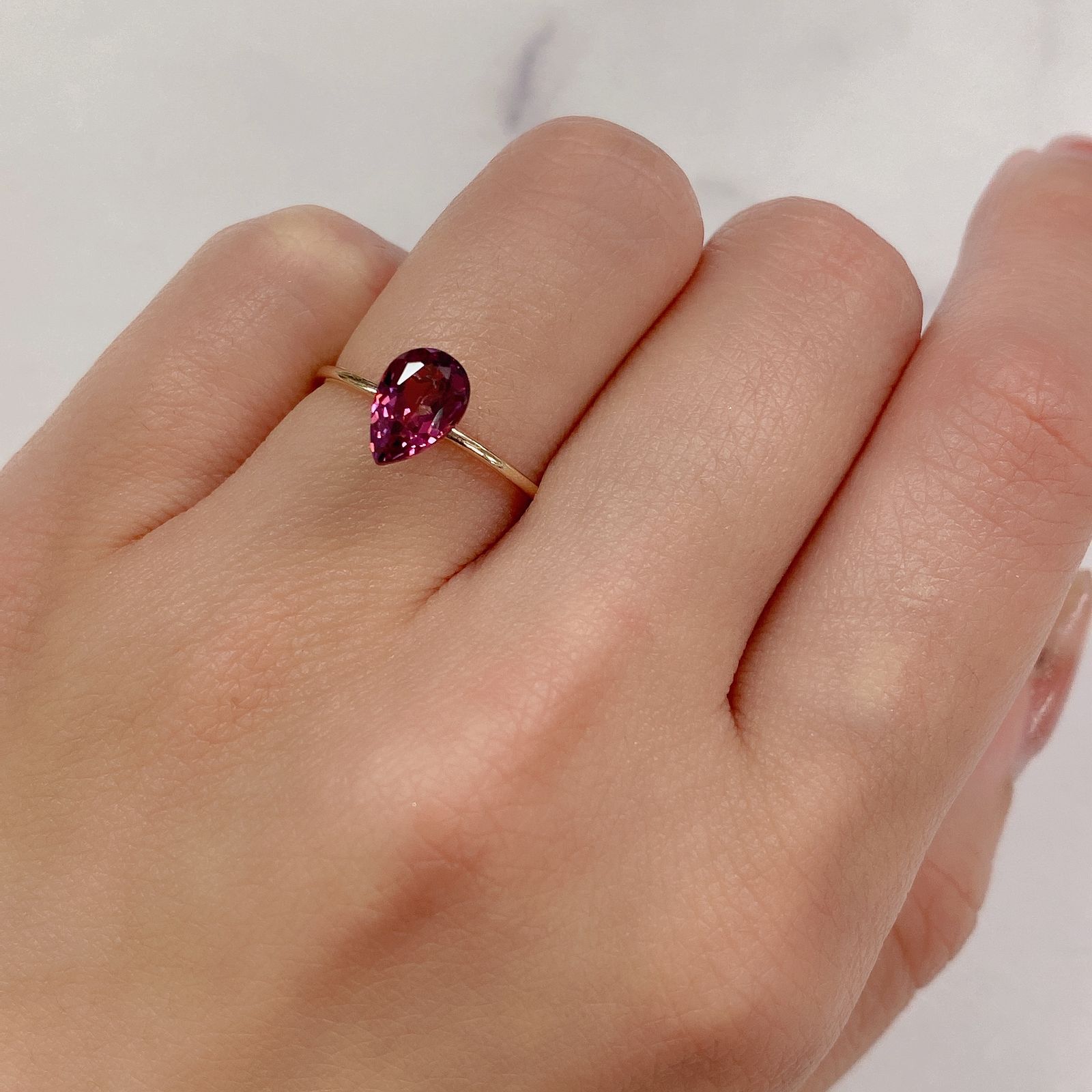 マラヤガーネット(宝石名ガーネット) タンザニア産 1.43ct 識別済[210711609]8.1×5.5mm前後