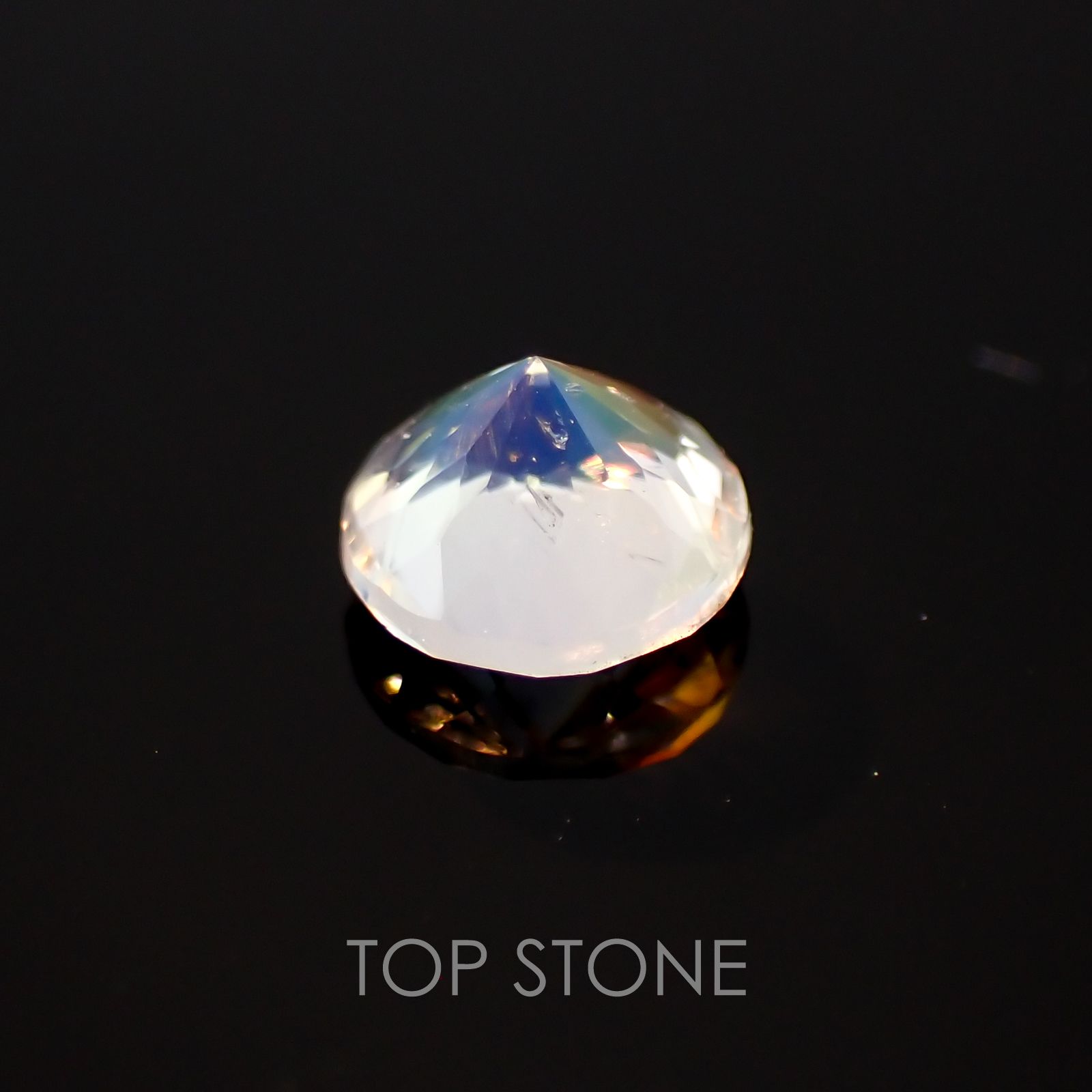 レインボームーンストーン(アンデシンラブラドライト) マダガスカル産 ルース 0.33ct[210310258]4.5×4.5mm前後