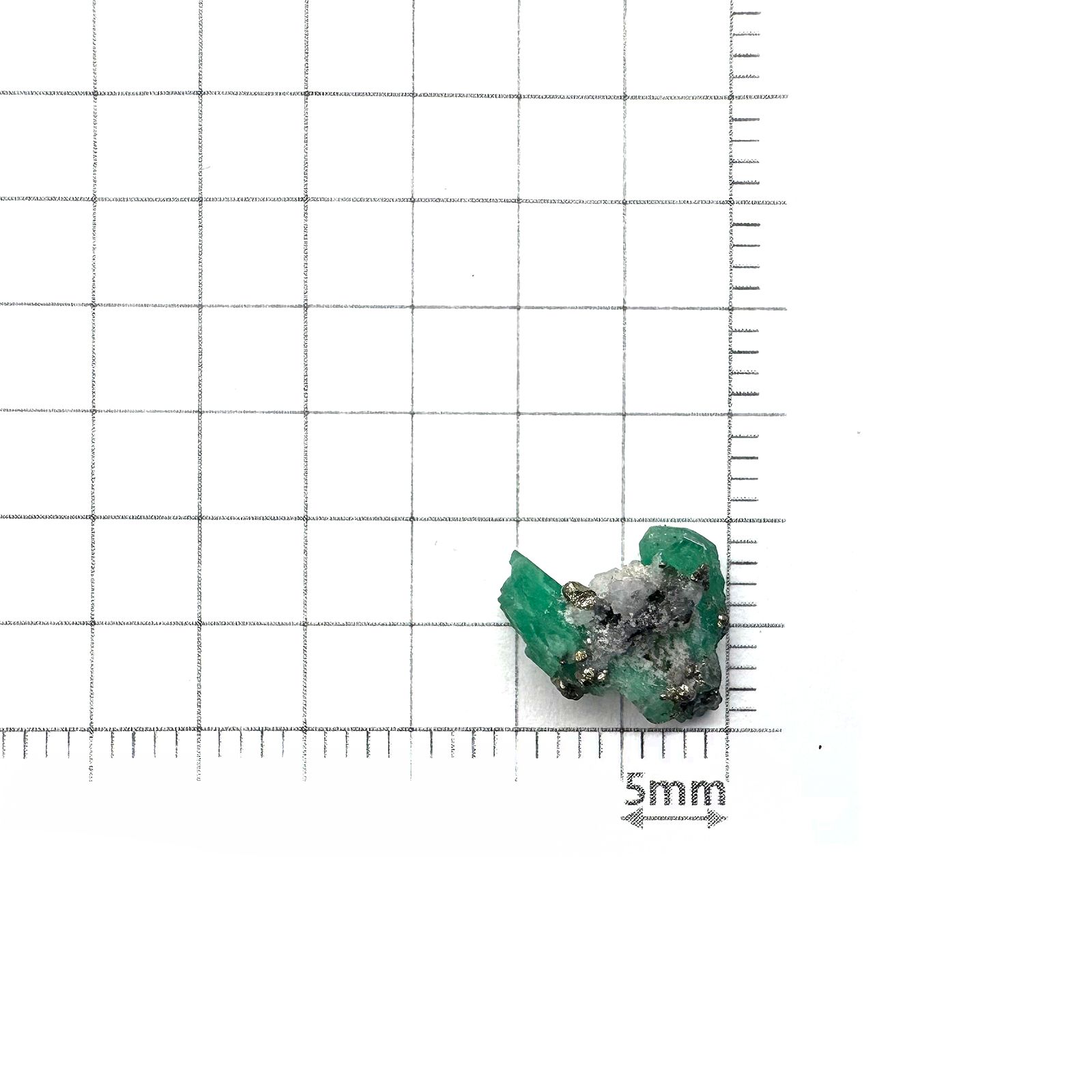 エメラルド原石 コロンビア産 2.10ct [250430179]9.1x10.1mm前後