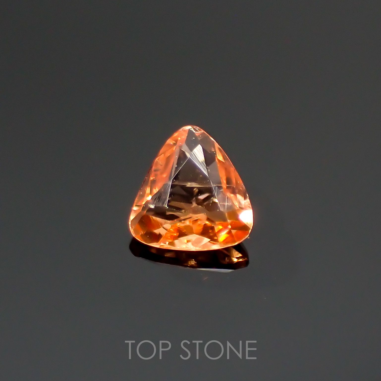 トリプライト ブラジル産 ルース 0.14ct[210912520]3.5×3.3mm前後