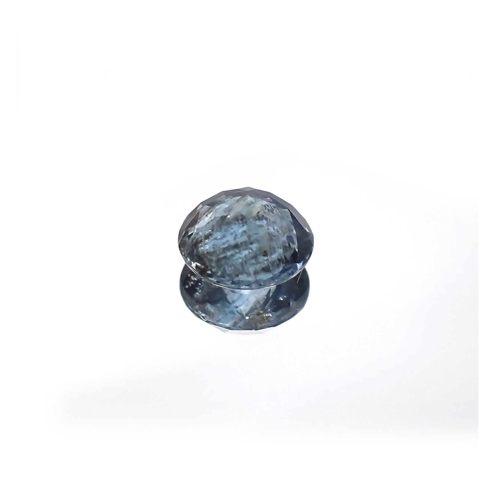 サンタマリアアクアマリン(宝石名アクアマリン) ブラジル産 0.56ct 識別済[210711897]5.5×5.5mm前後