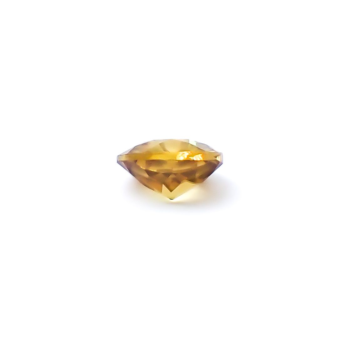 ゴールデンスフェーン マダガスカル産 0.42ct / 4.8x4.7mm前後 [260632359]
