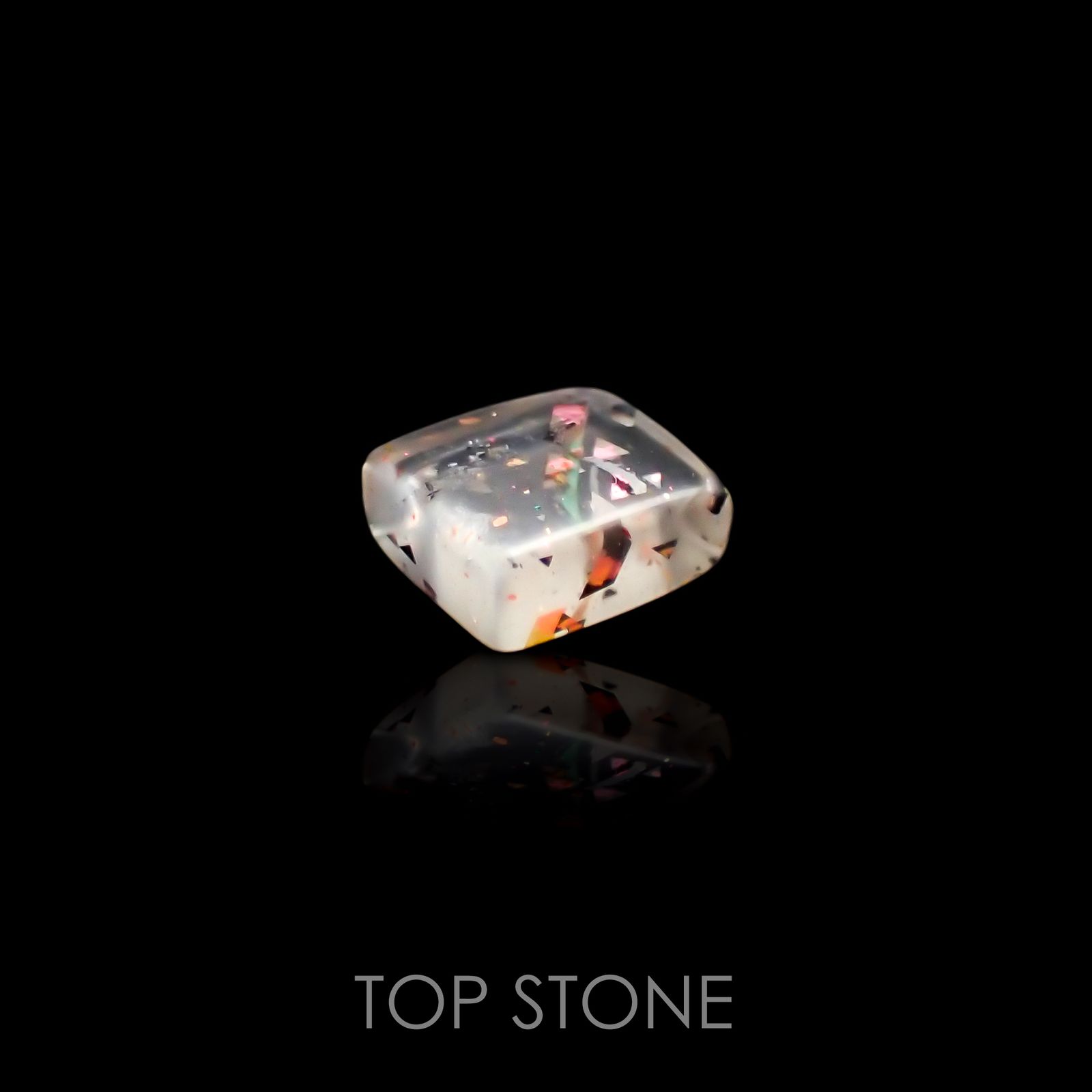 レインボーラティスサンストーン オーストラリア産 0.66ct[230220751]5.2x4.7mm前後