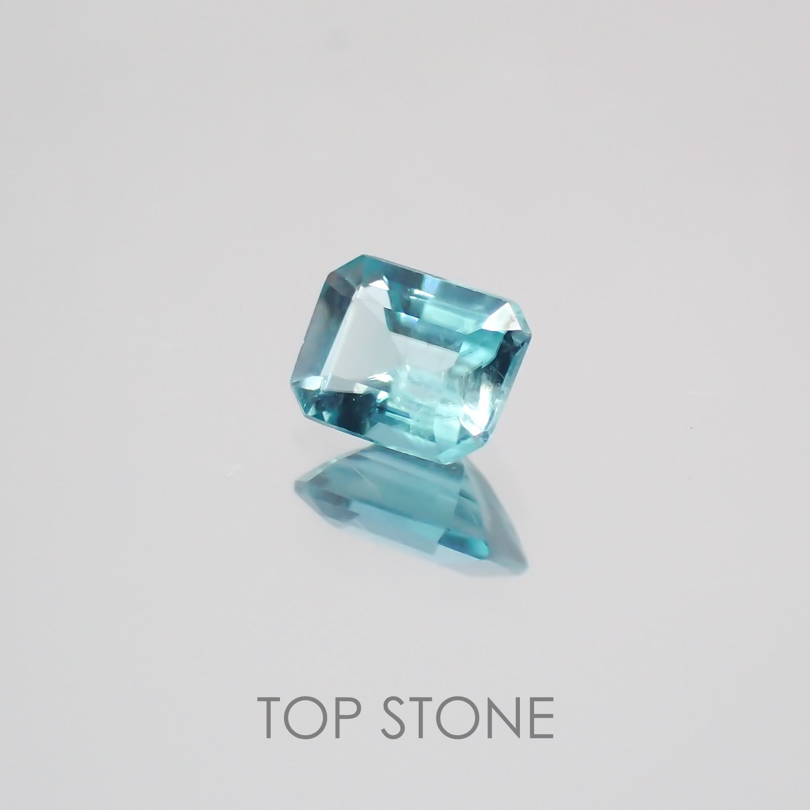 グランディディエライト マダガスカル産 ルース 0.14ct[21029839]3.6×2.8mm前後