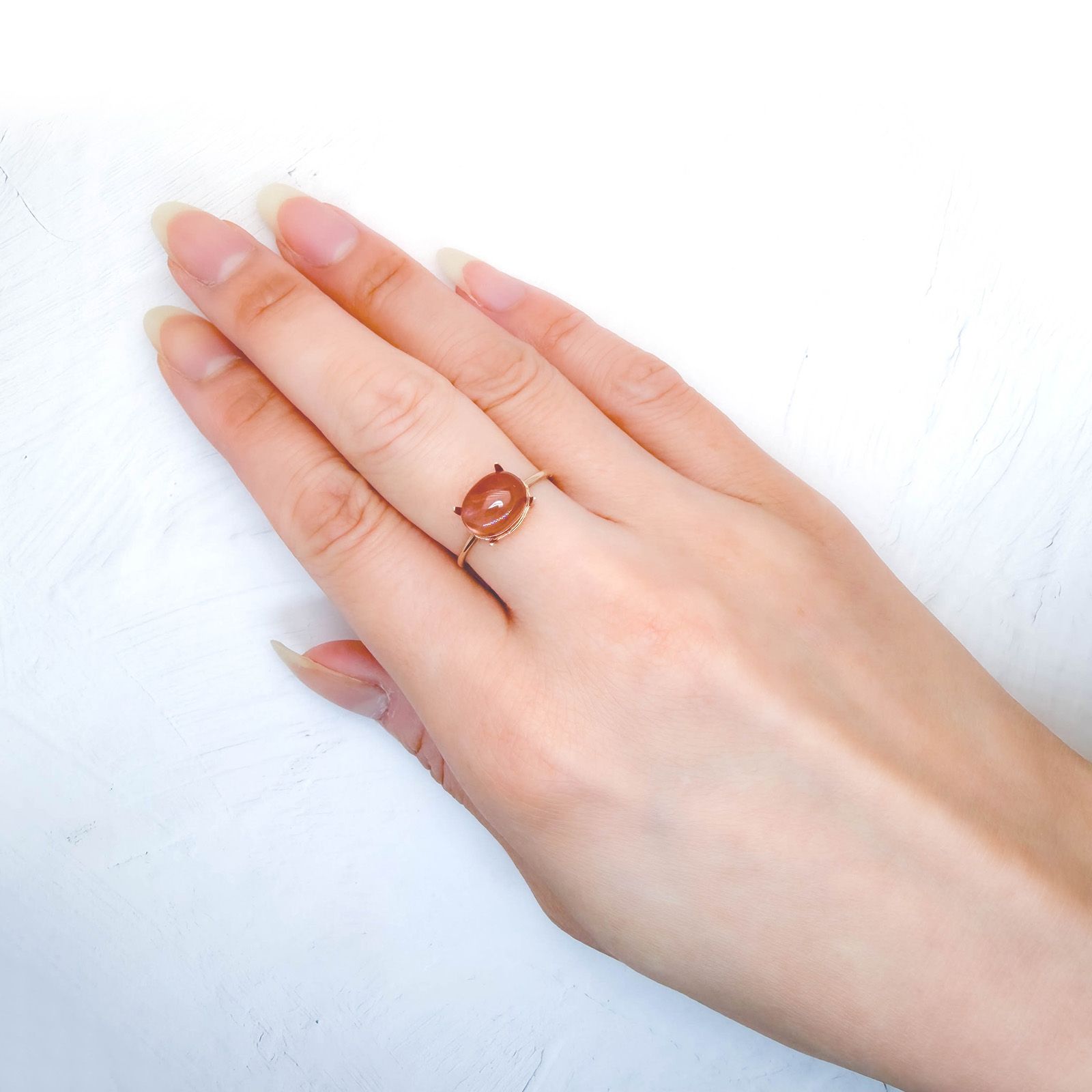 バイカラーアンデシン(宝石名アンデシン)チベット産 識別済 2.70ct / 9.4x7.2mm前後 [260814679]