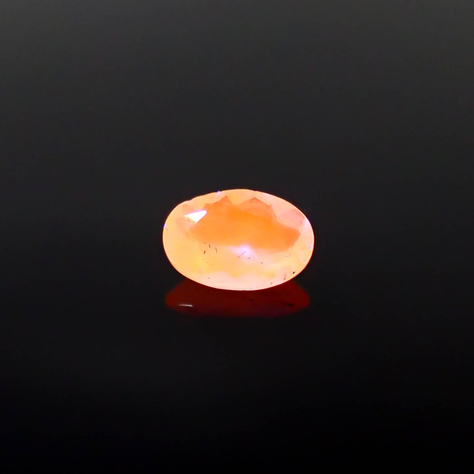 ハックマナイト アフガニスタン産 0.40ct [250530456]6.5x4.4mm前後
