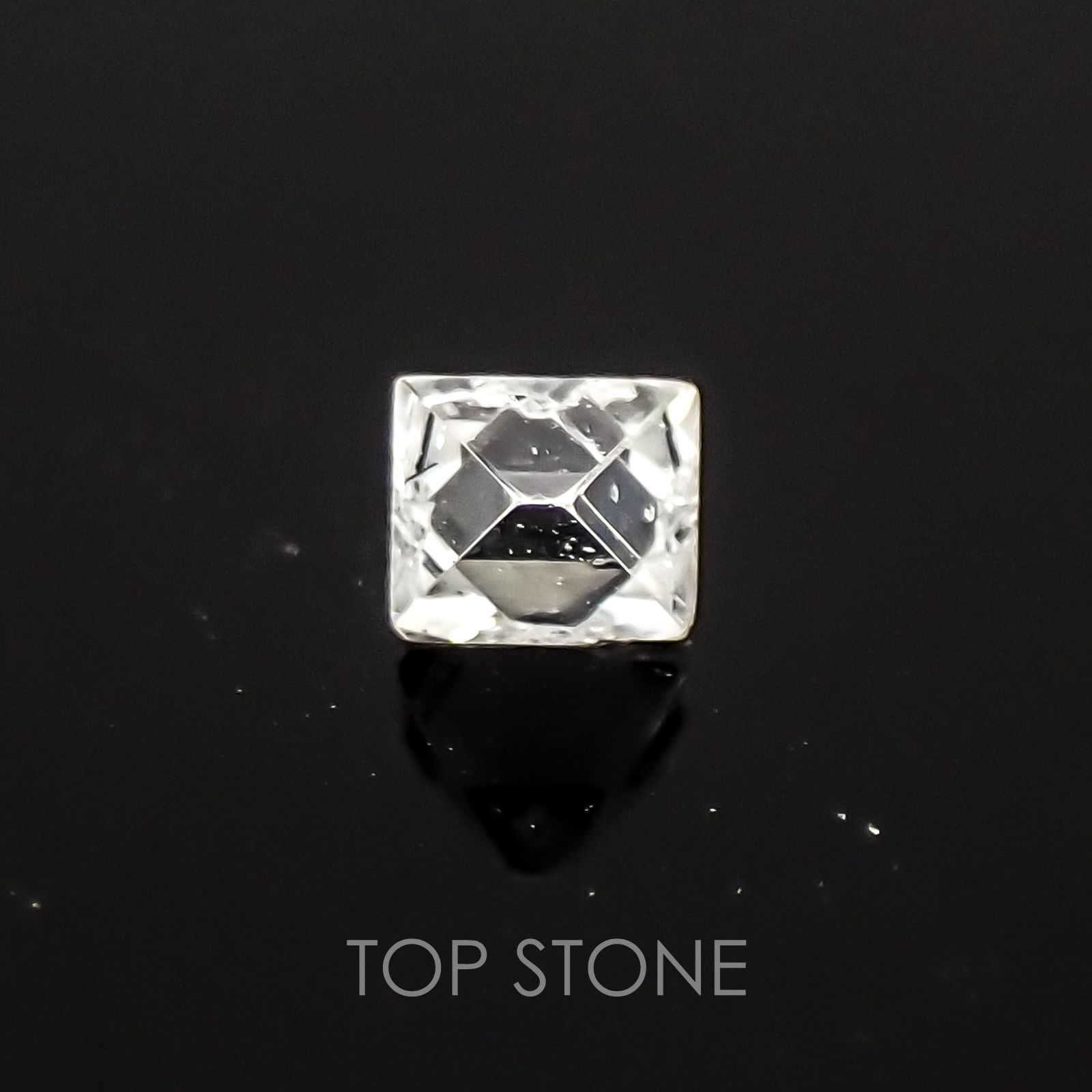 ソーヤブルダイヤモンド 原石 ロシア産 ルース 0.049ct[210310112]2.5×2mm前後