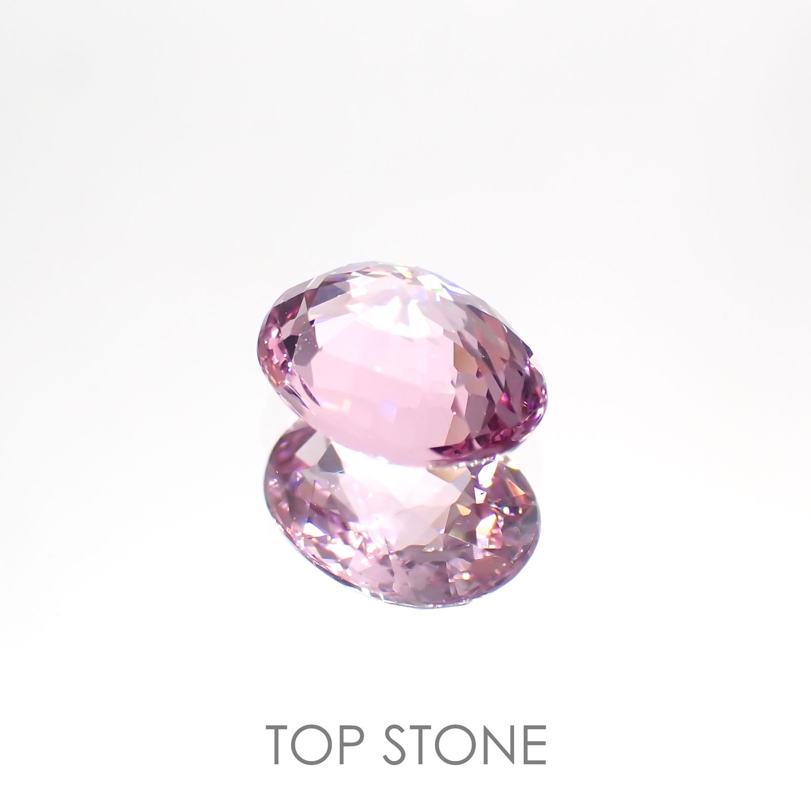 ピンクスピネル(宝石名ピンク・スピネル) タンザニア産 1.24ct 識別済[20106538]7.4×5.8mm前後