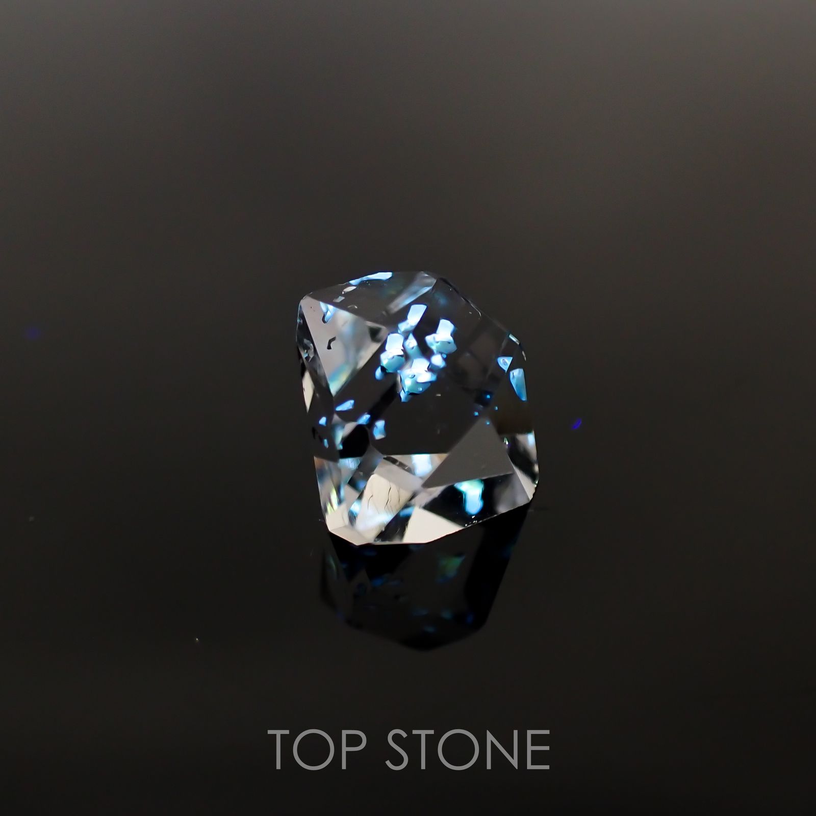 オイルインクォーツ パキスタン産 原石・結晶 4.44ct[210611072]11.7×10.1mm前後