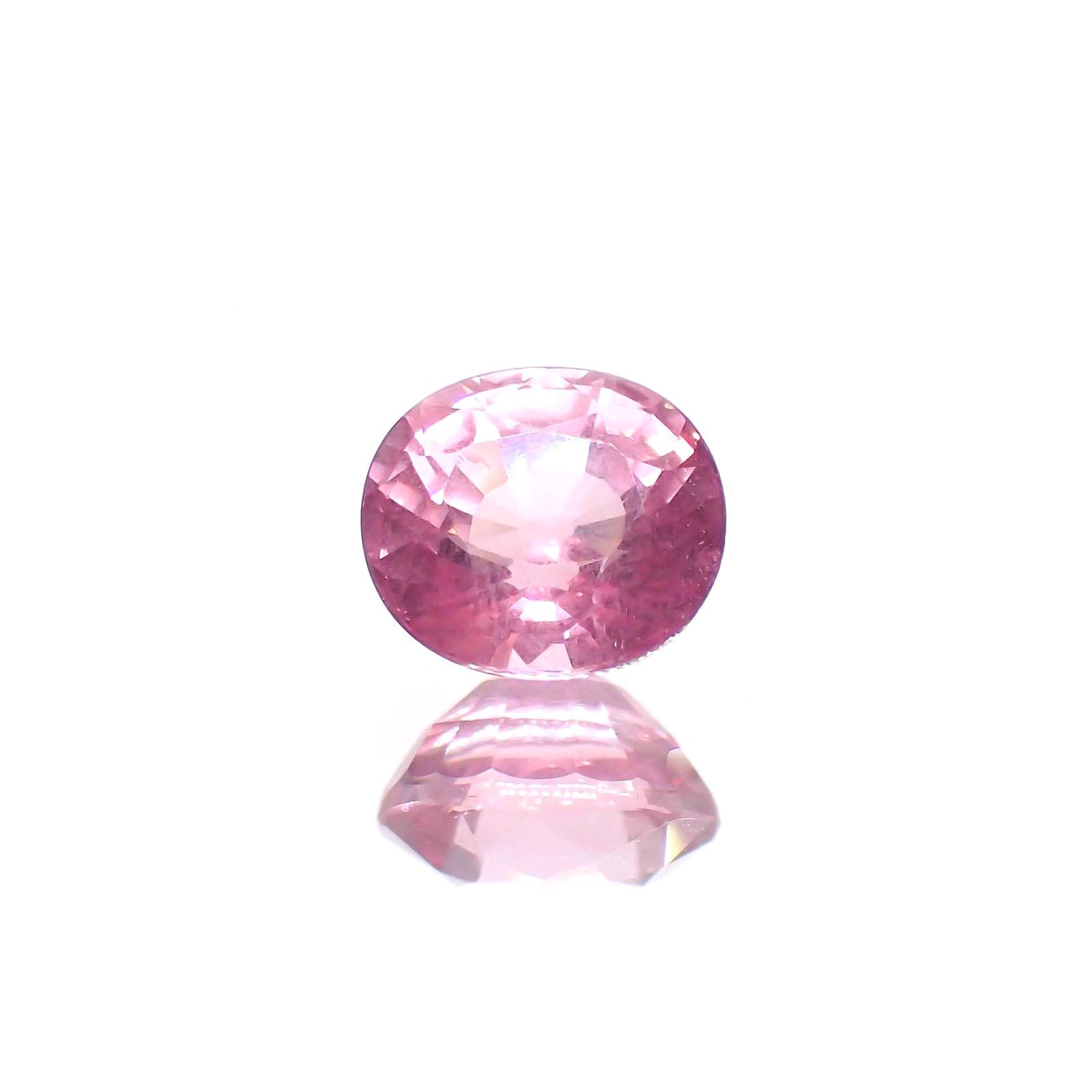 ピンクスピネル(宝石名ピンク・スピネル)タンザニア産 ソ付(彩珠) 1.327ct / 6.6x5.8mm前後 [260222567]