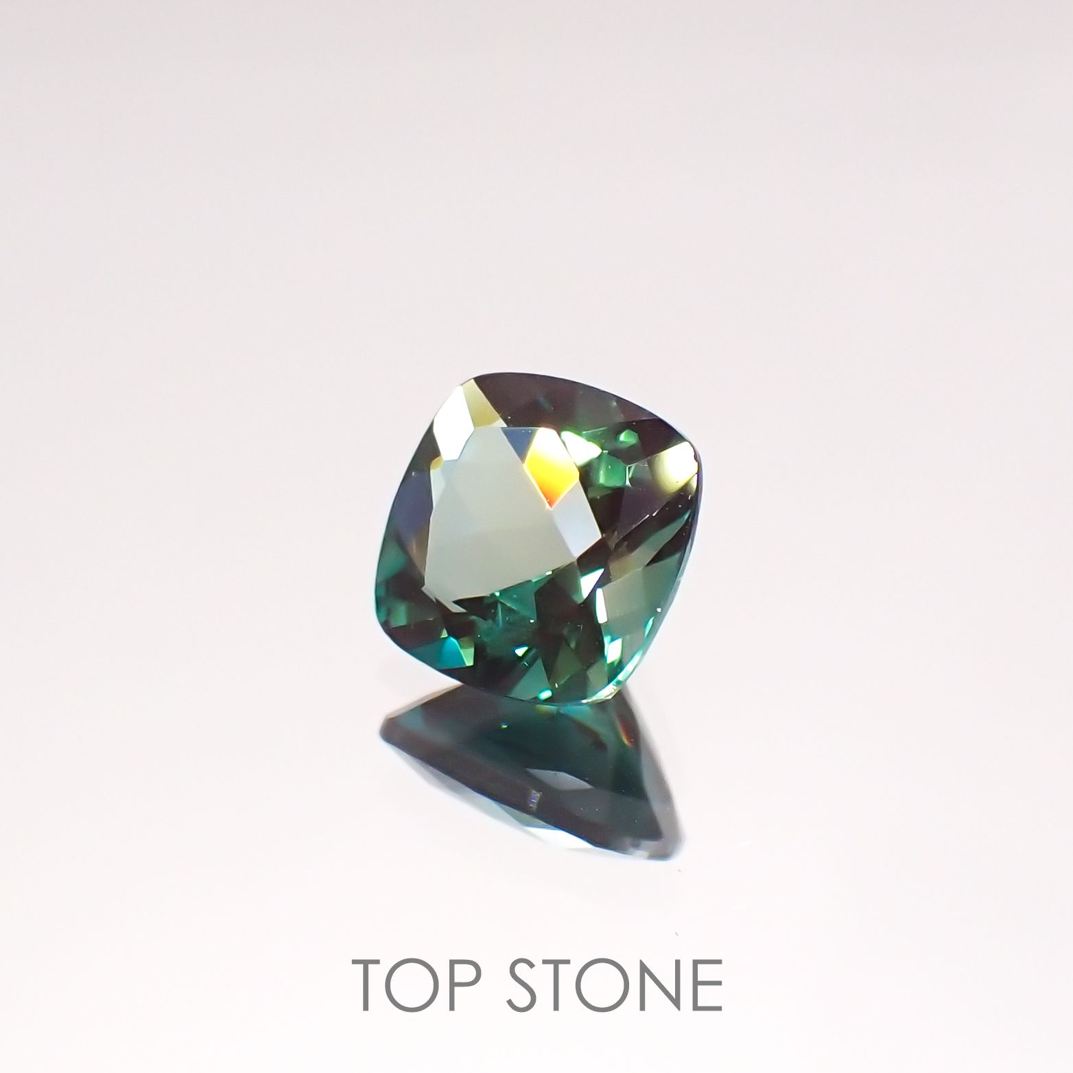 グリーンアンデシン(宝石名グリーン・アンデシン)チベット産 1.29ct 識別済[220115250]7.2x7.2mm前後