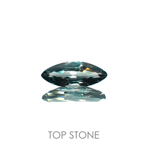 カラーチェンジガーネット アレキタイプ(宝石名ガーネット)マダガスカル・ベキリー産 0.56ct 識別済[221219619]8.4x3.4mm前後