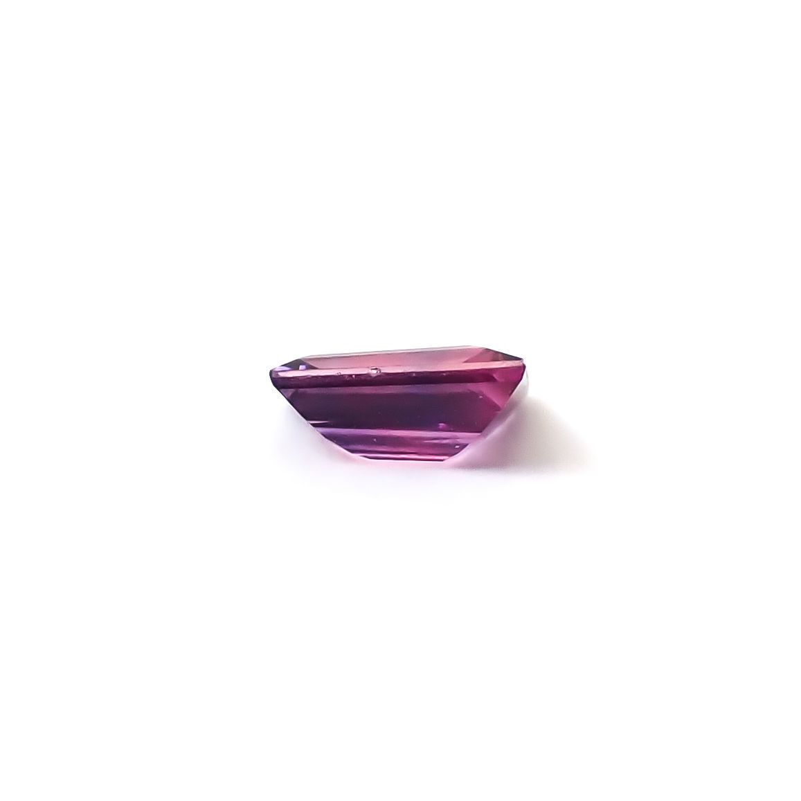 ウィンザーサファイア タンザニア・ウィンザー産 0.19ct / 3.9x3mm前後 [260532139]