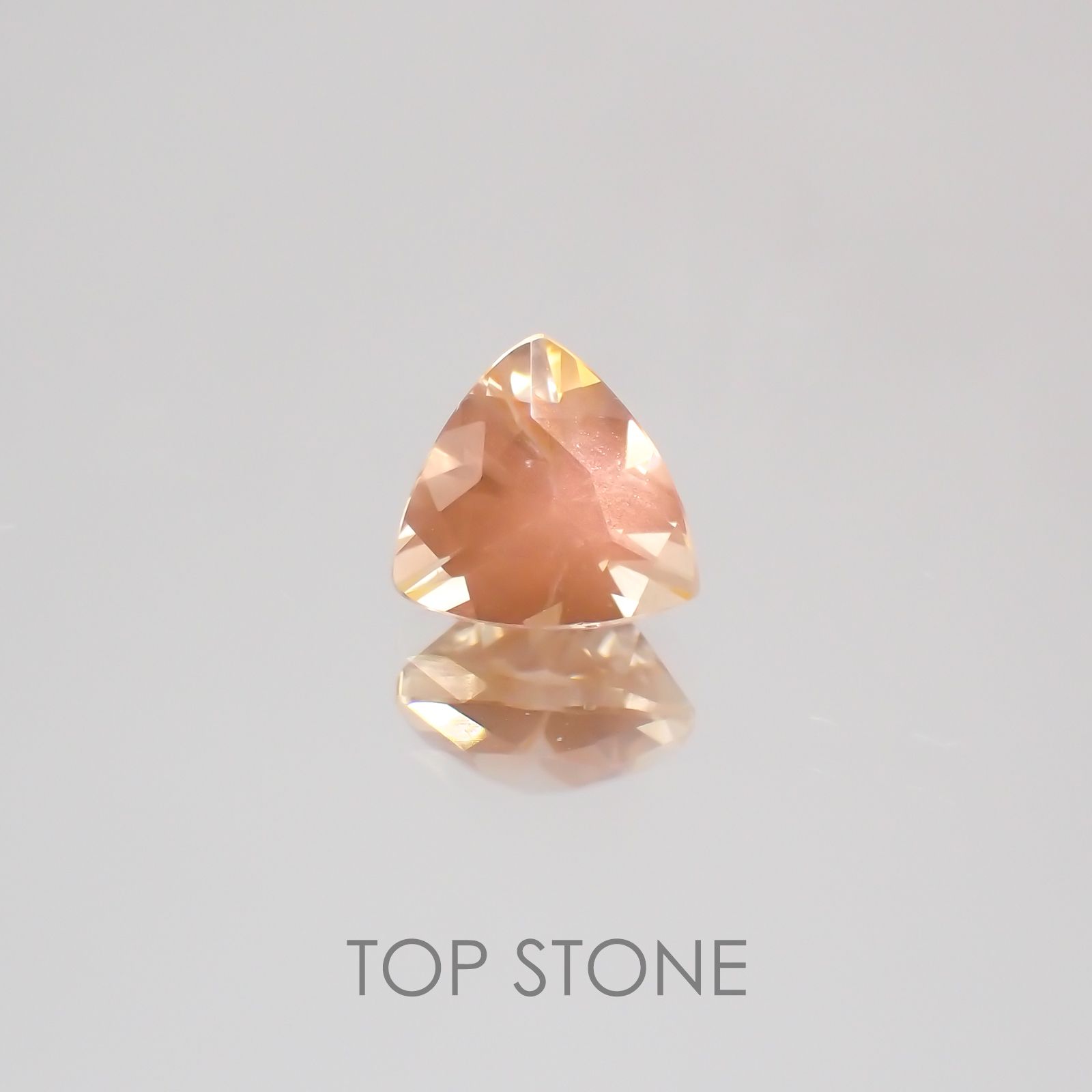 オレゴンサンストーン アメリカ産 ルース 0.44ct[21058949]5×5mm前後