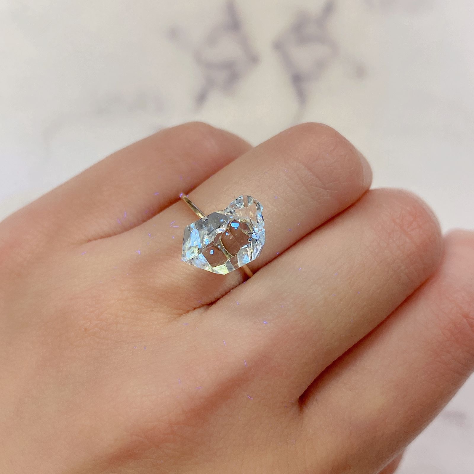 オイルインクォーツ原石 パキスタン産 5.58ct[210811431]12.9×9.8mm前後