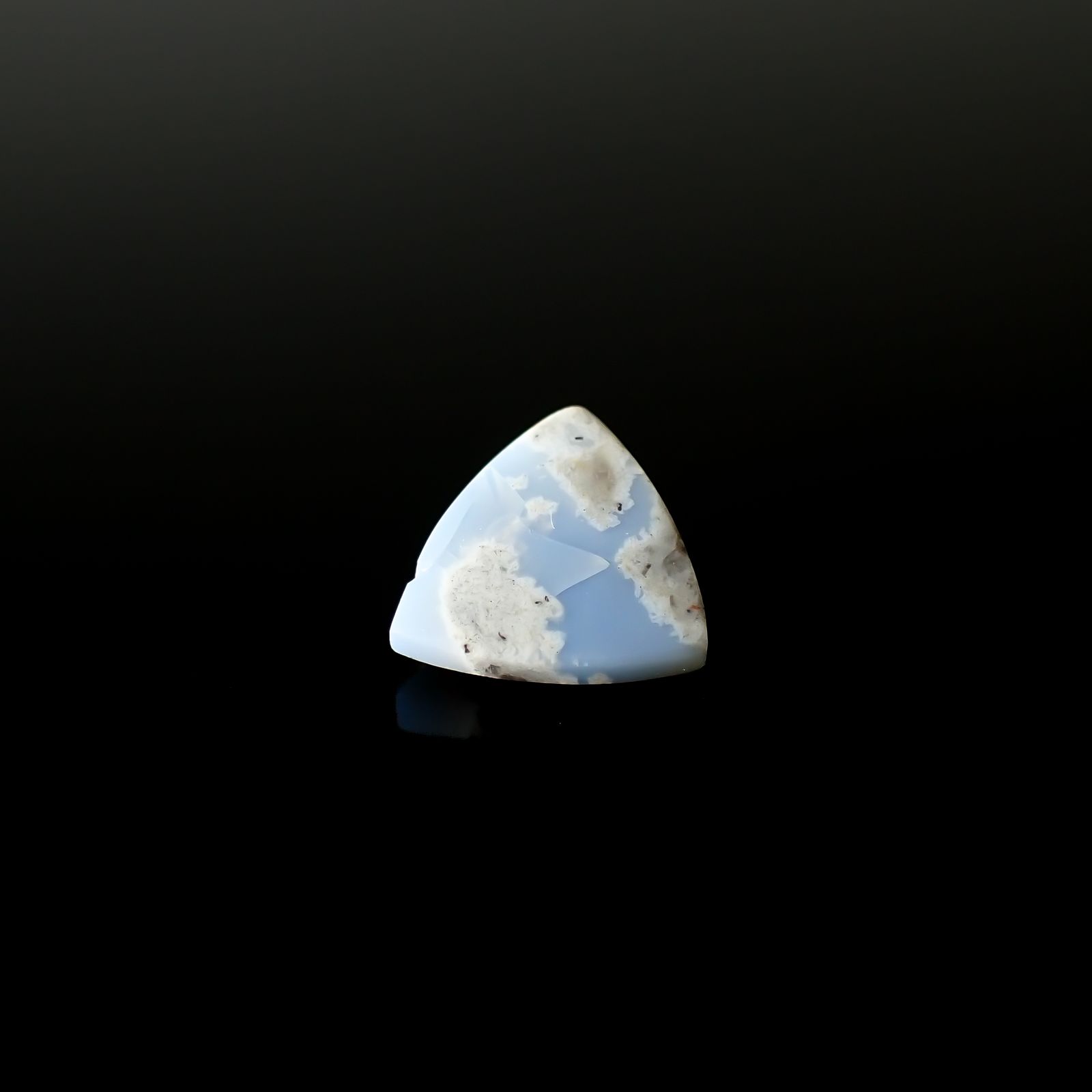 マトリックスブルーオパール アメリカ・オレゴン州産 1.31ct[240125676]8.8x8.6mm前後
