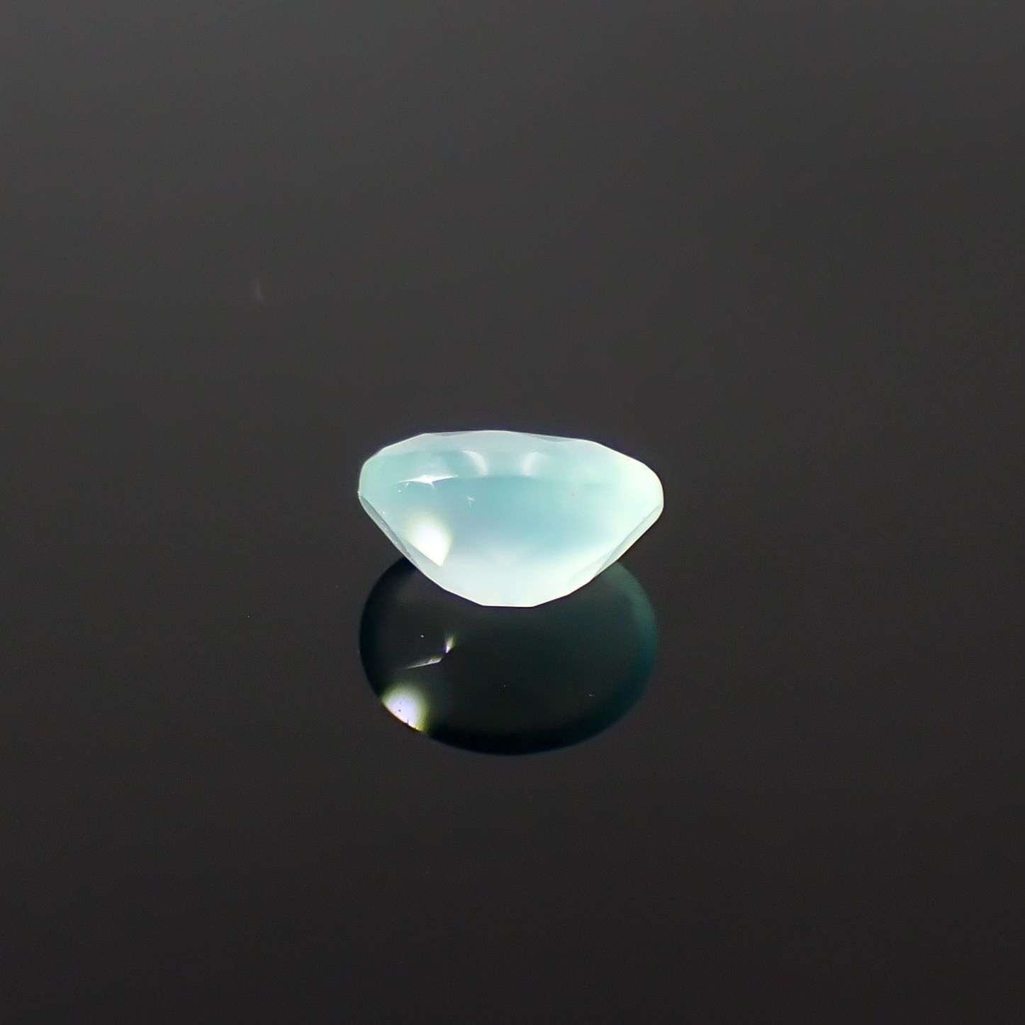 アクアプレーズ 南アフリカ産 1.74ct / 9x7mm前後 [260432016]