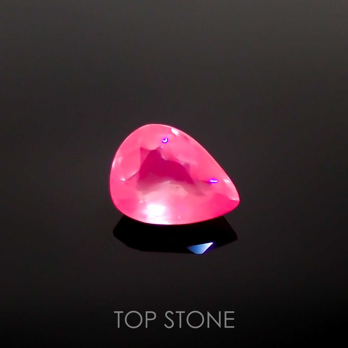 シルキーピンクスピネル タンザニア産 ルース 0.83ct[210812900]6.9×5.2mm前後