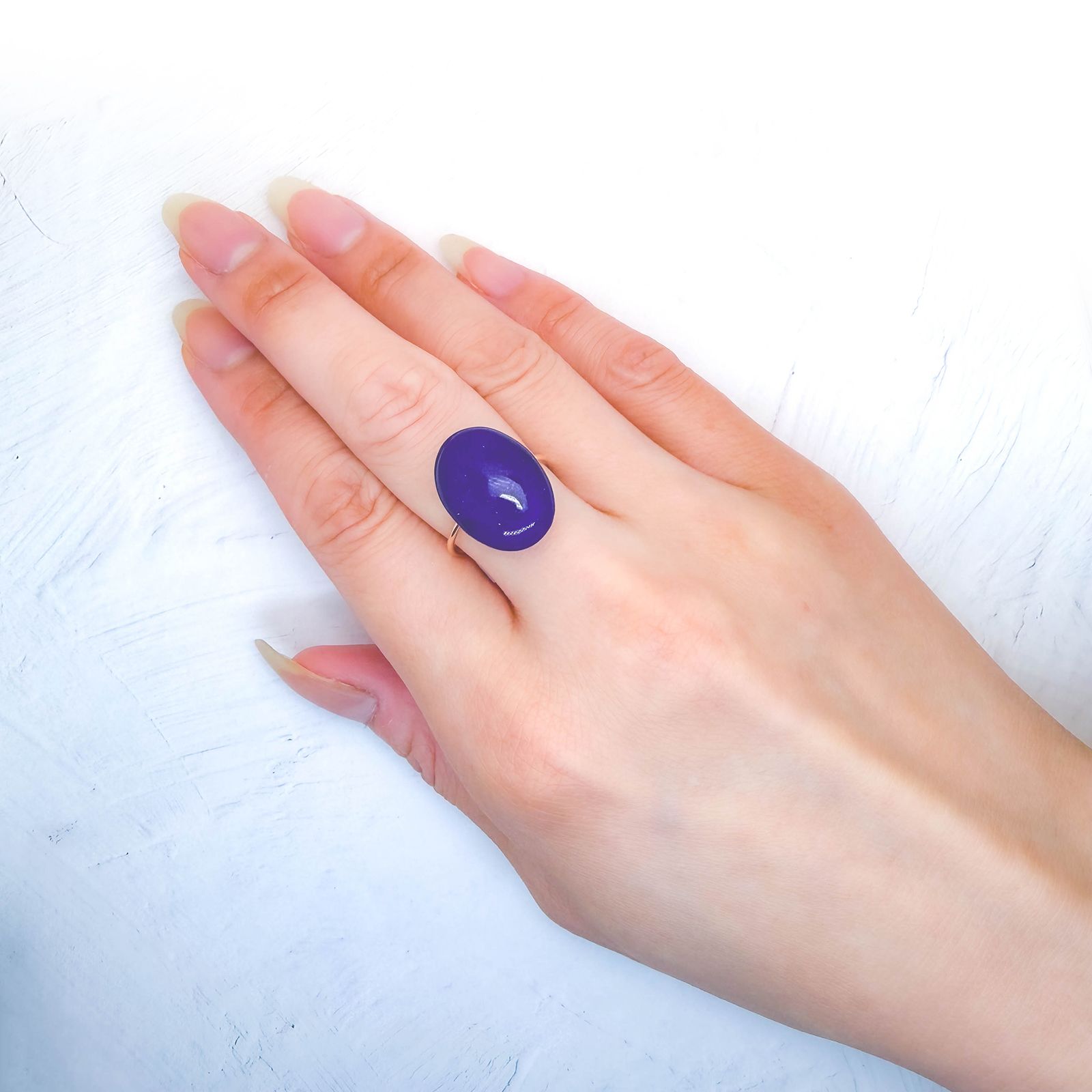 ラピスラズリ アフガニスタン産 8.80ct / 18x13mm前後 [260832889]