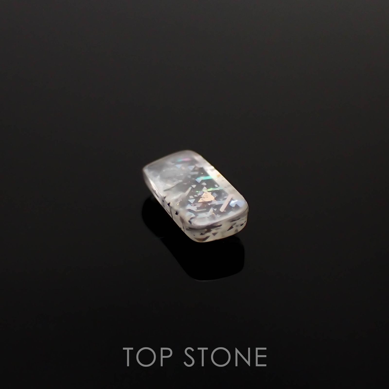 レインボーラティスサンストーン オーストラリア産 0.75ct[230220752]8.1x4mm前後