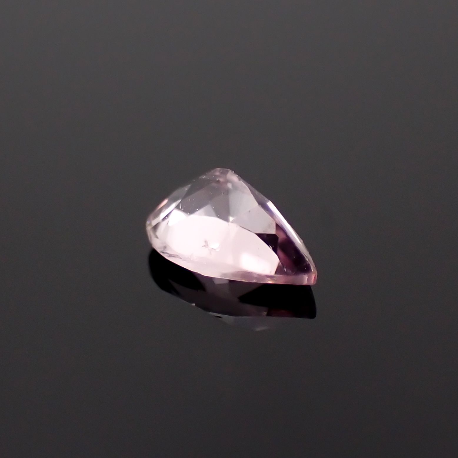 モルガナイト モザンビーク産 0.16ct[230923357]4.9x3mm前後