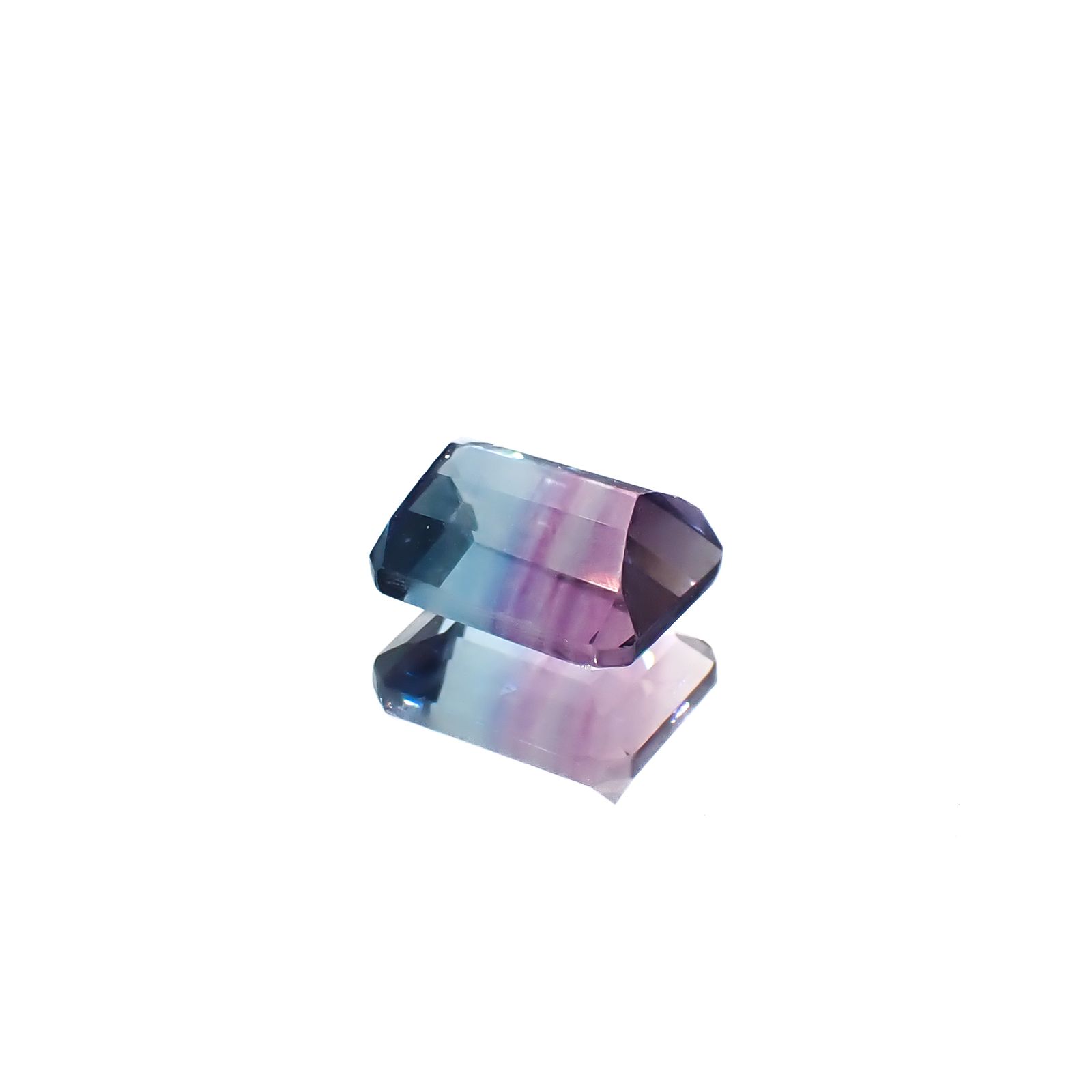 パーティカラーフローライト フルオレッセンス ブラジル産 2.97ct[240828643]8.9x6.9mm前後
