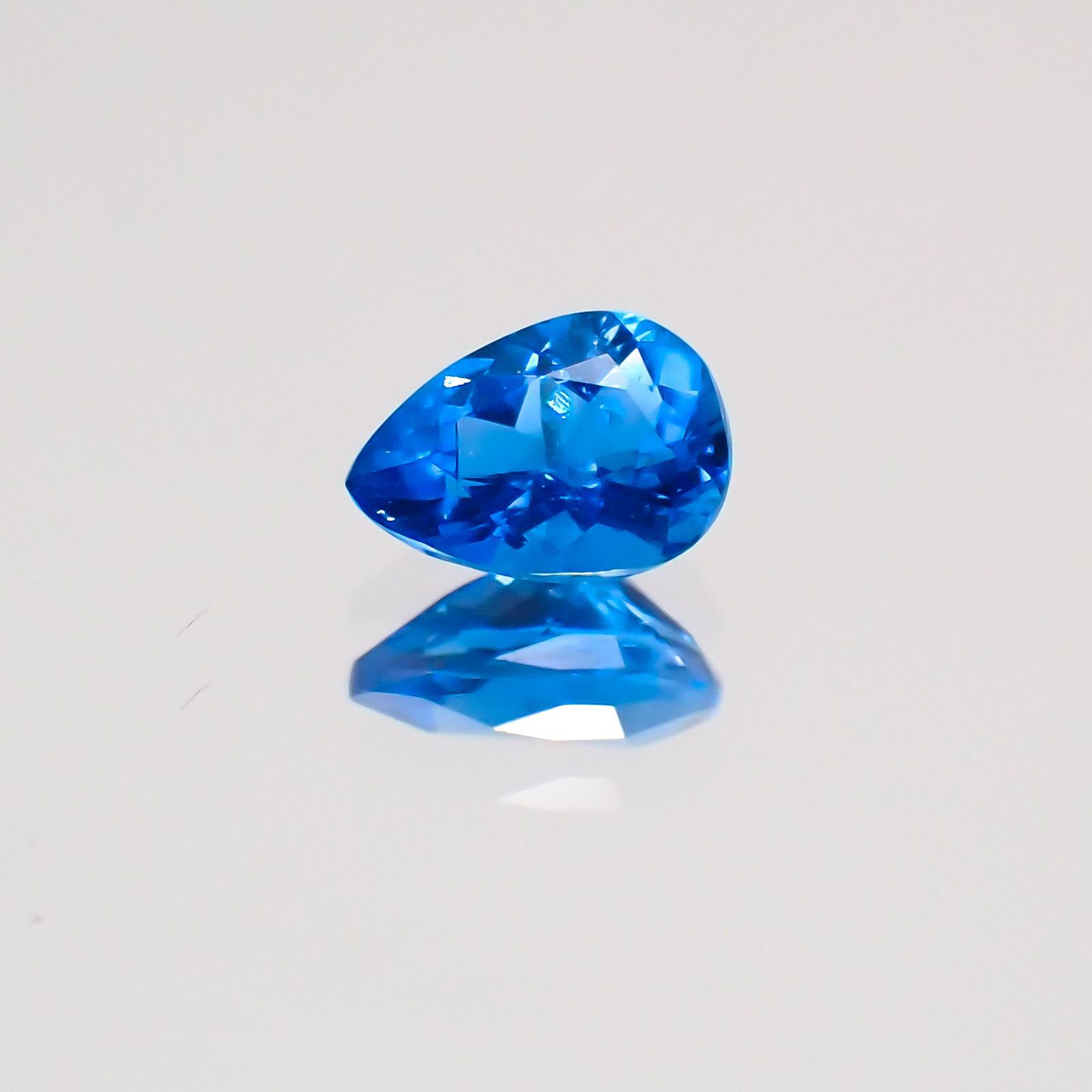 アウイナイト ドイツ産 ルース 0.15ct[21019338]4.4×3.1mm前後